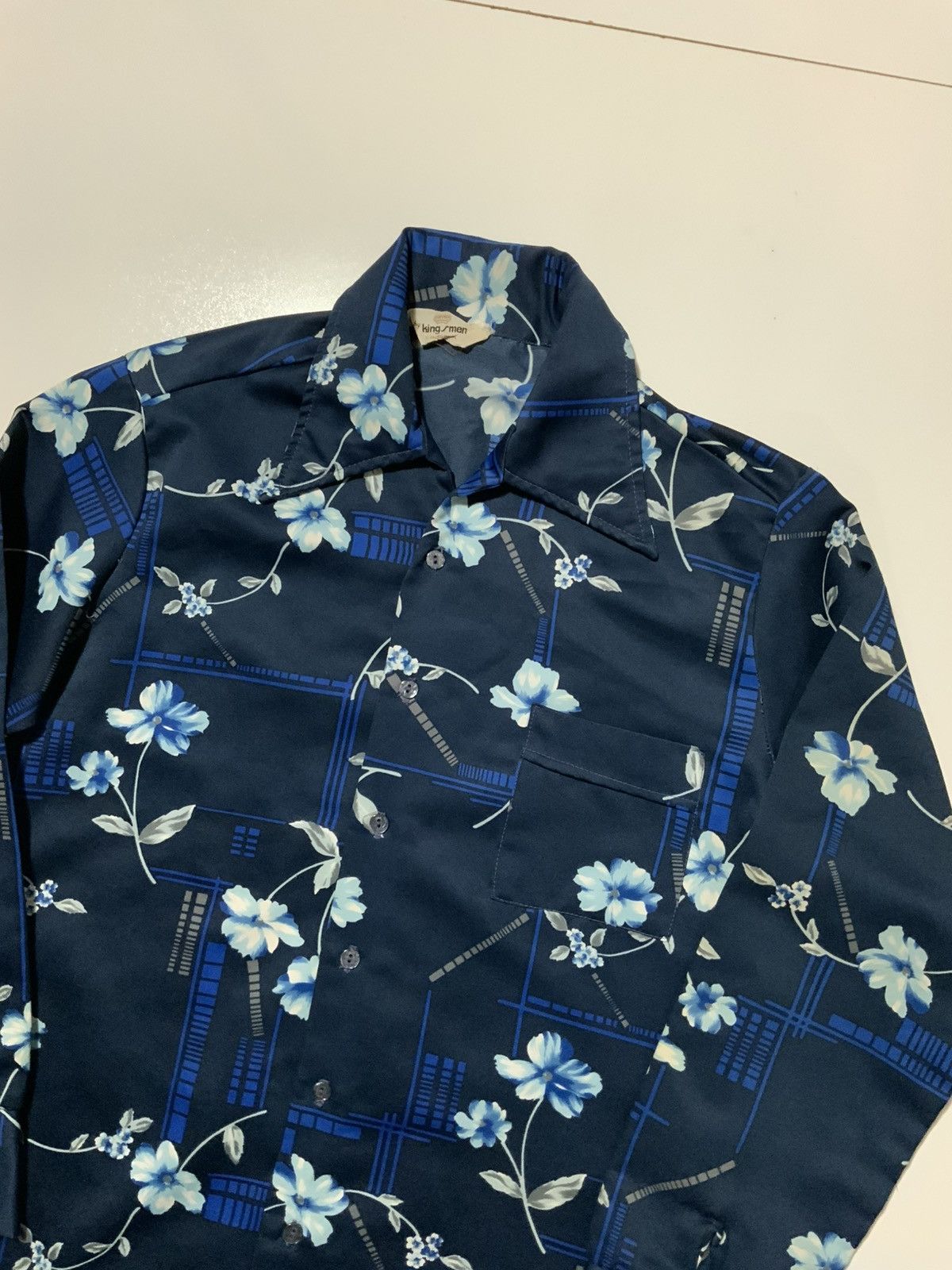 Vintage Vintage 60s 70s Kingsmen California Flower Button Shirt Size US S / EU 44-46 / 1 - 3 Thumbnail