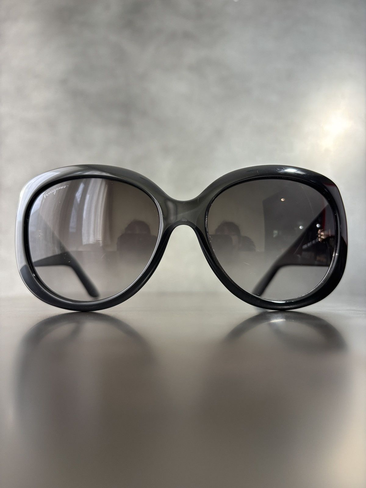 Salvatore Ferragamo 2000s Salvatore Ferragamo Sunglasses SF721S Monogram Vintage Size ONE SIZE - 5 Thumbnail
