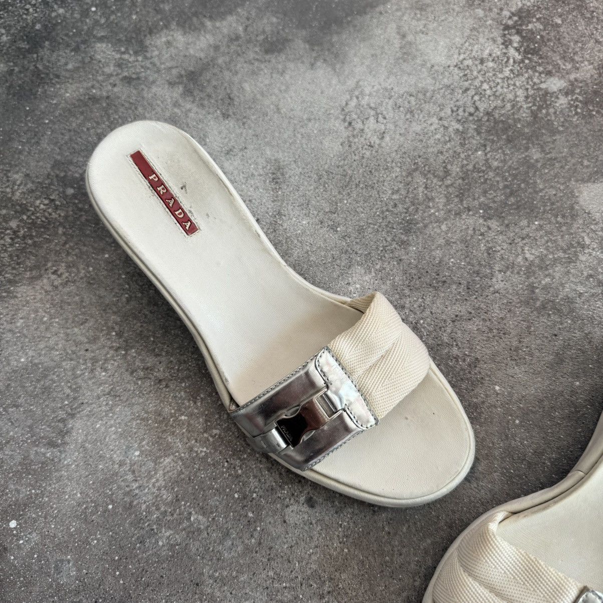 Prada Prada 2000’s Vintage Cute Platform Sandals Size US 7 / IT 37 - 5 Thumbnail