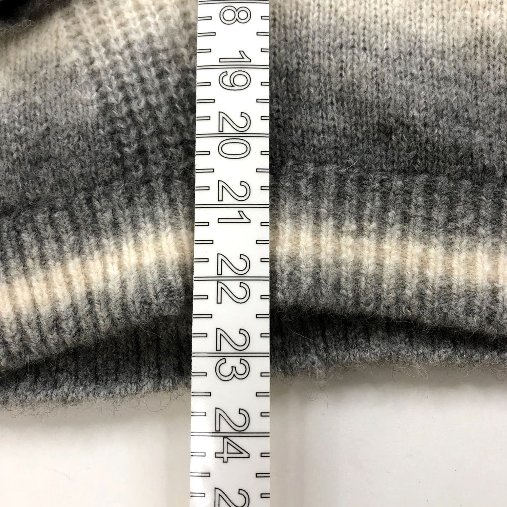 Club Monaco Club Monaco Pullover Sweater XS Women Crew Neck Alpaca Cashmere Wool Gray Knit Striped Casual 4.25 HRJ Italian Yarn Vintage No Size XS / US 0-2 / IT 36-38 - 3 Thumbnail
