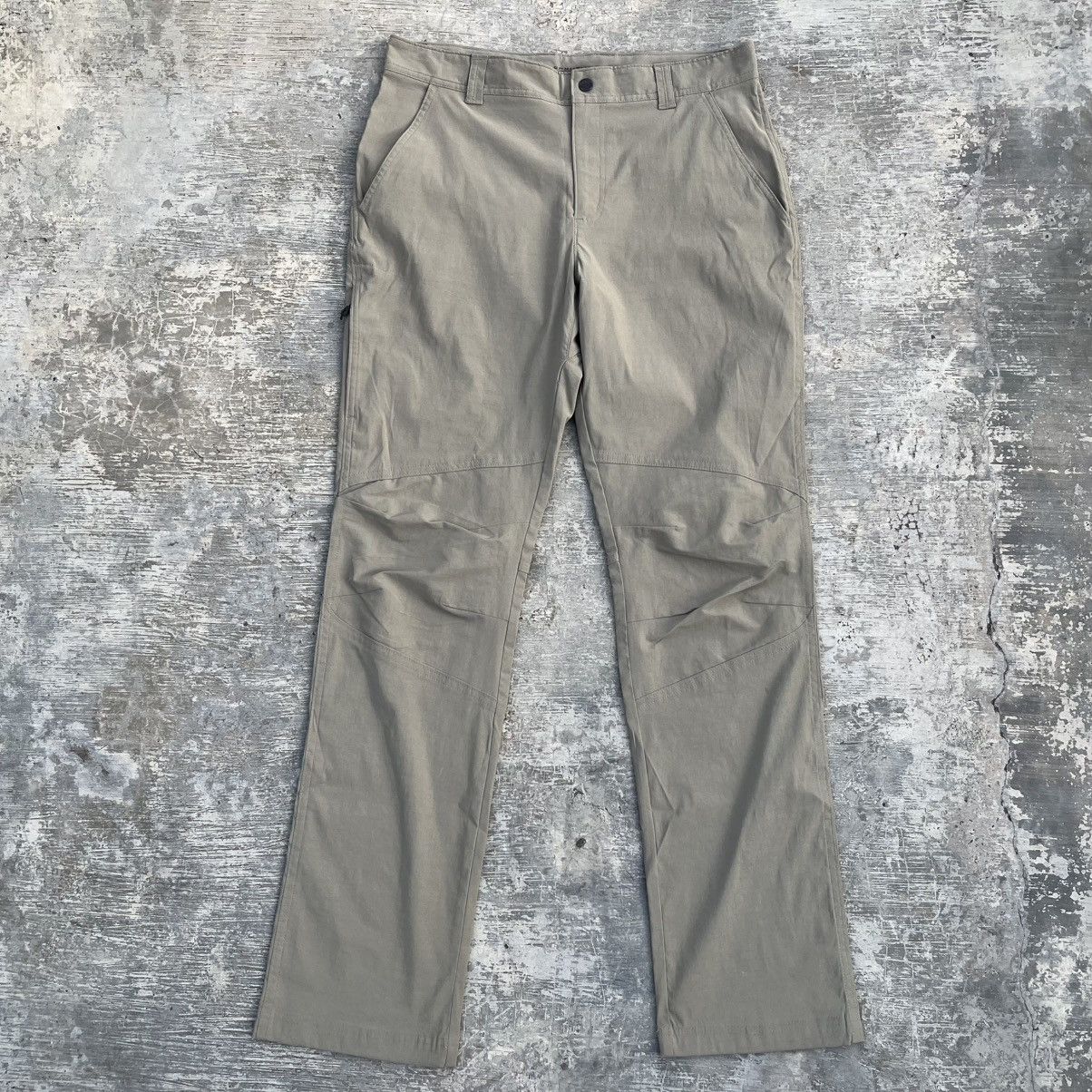Columbia Columbia Omni-Shield Hiking Pants Size US 34 / EU 50 - 1 Thumbnail