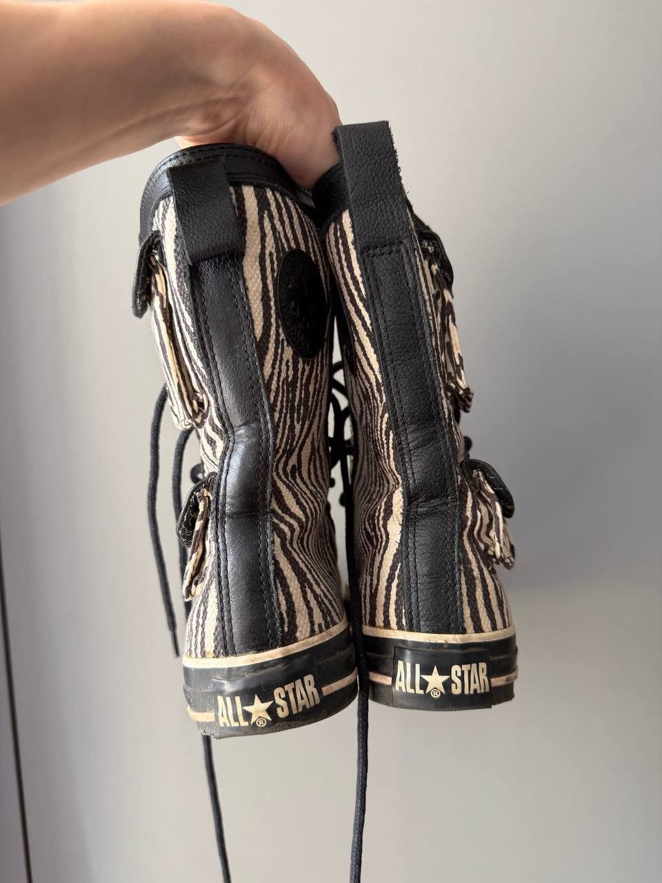 Converse Zebra Print Hi Top Converse Pocket Y2K Size US 6 / EU 39 - 11 Thumbnail