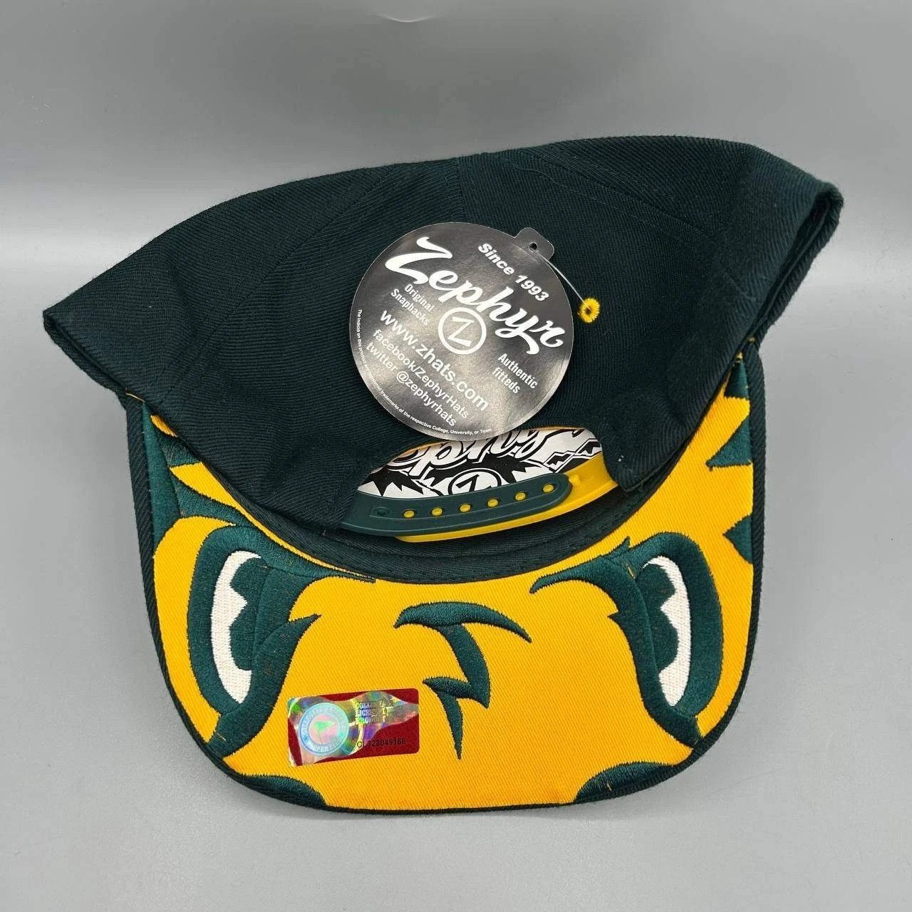 Zephyr Vintage North Dakota State Bison NCAA Embroidered Snap Back Size ONE SIZE - 3 Thumbnail