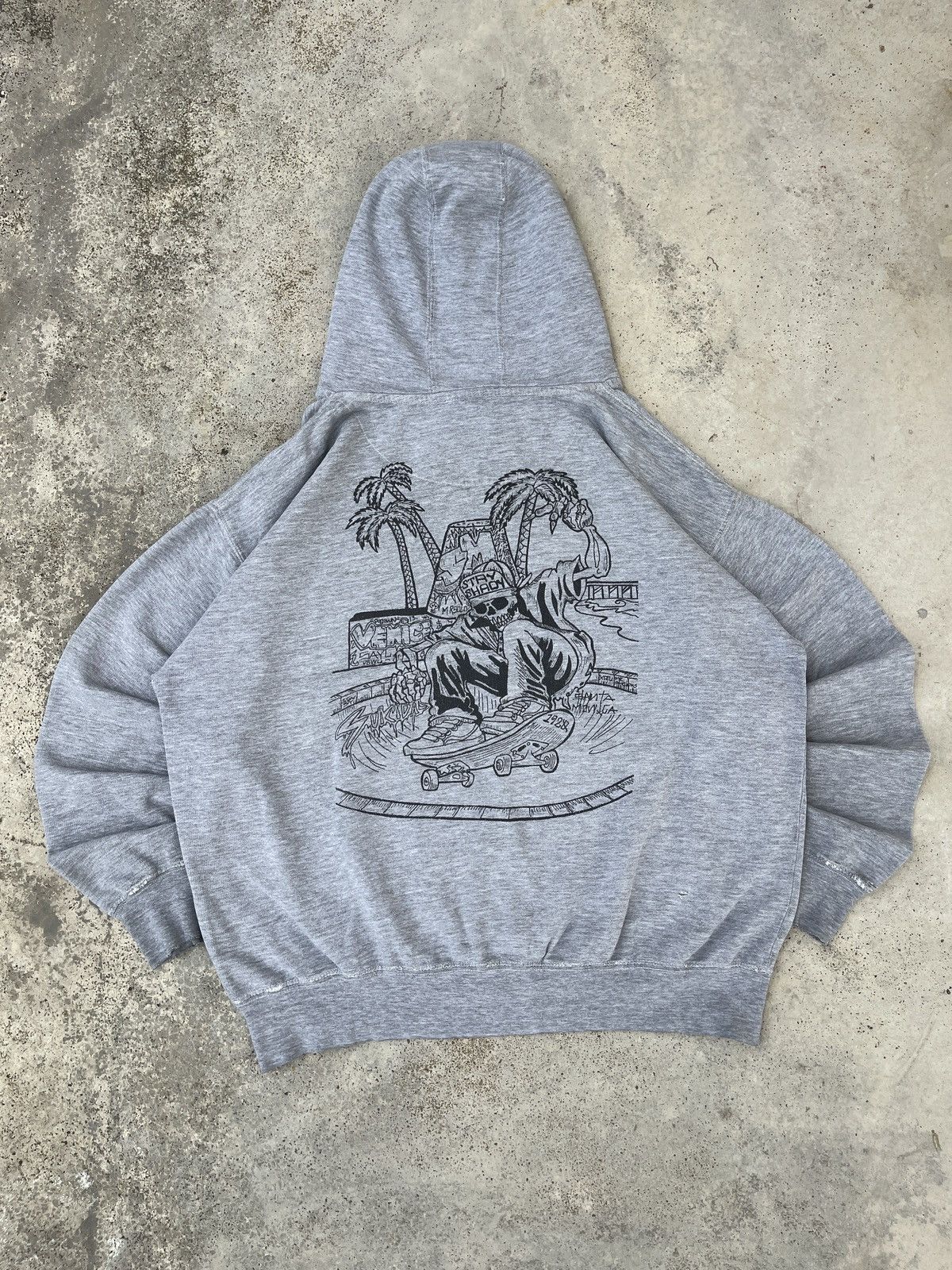 Japanese Brand × Vintage Y2K Distressed Skateboarding Skull Pullover Hoodie Size US XL / EU 56 / 4 - 1 Thumbnail