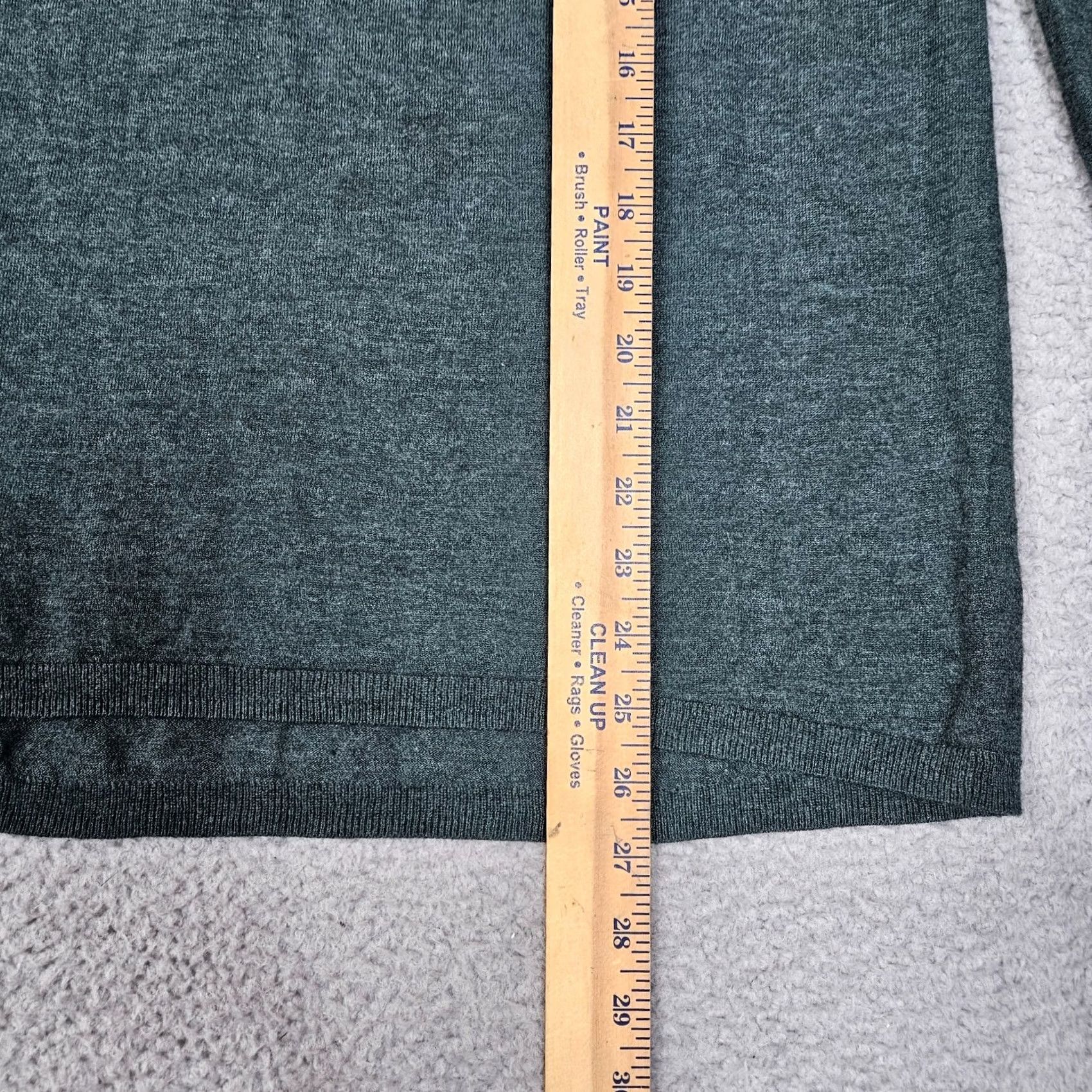 Vintage TROUVE Sweater Women Green Long Sleeve V-Neck Lightweight Knit Pullover S Slender Fit Casual Dressy All Seasons Womens Size S / US 4 / IT 40 - 7 Thumbnail