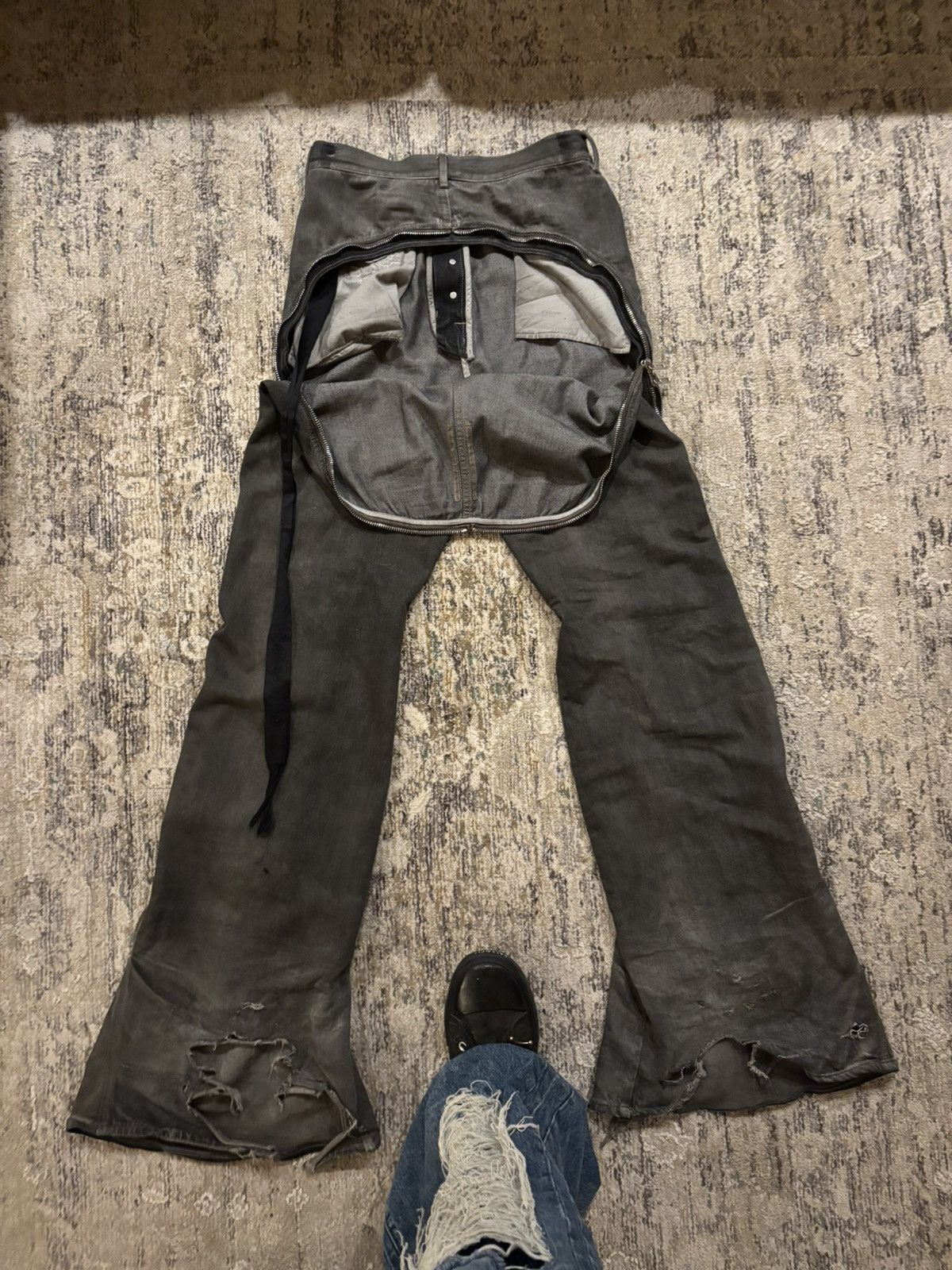 Rick Owens RICK OWENS FW22 BOLAN BANANA Size US 32 / EU 48 - 4 Thumbnail