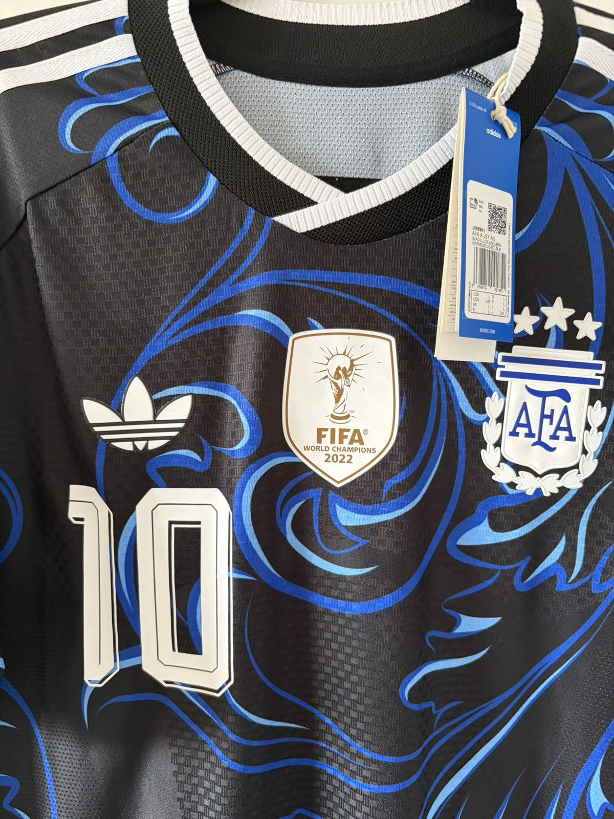 Adidas Argentina adidas 20206 away Messi Authentic Jersey Size US L / EU 52-54 / 3 - 8 Thumbnail