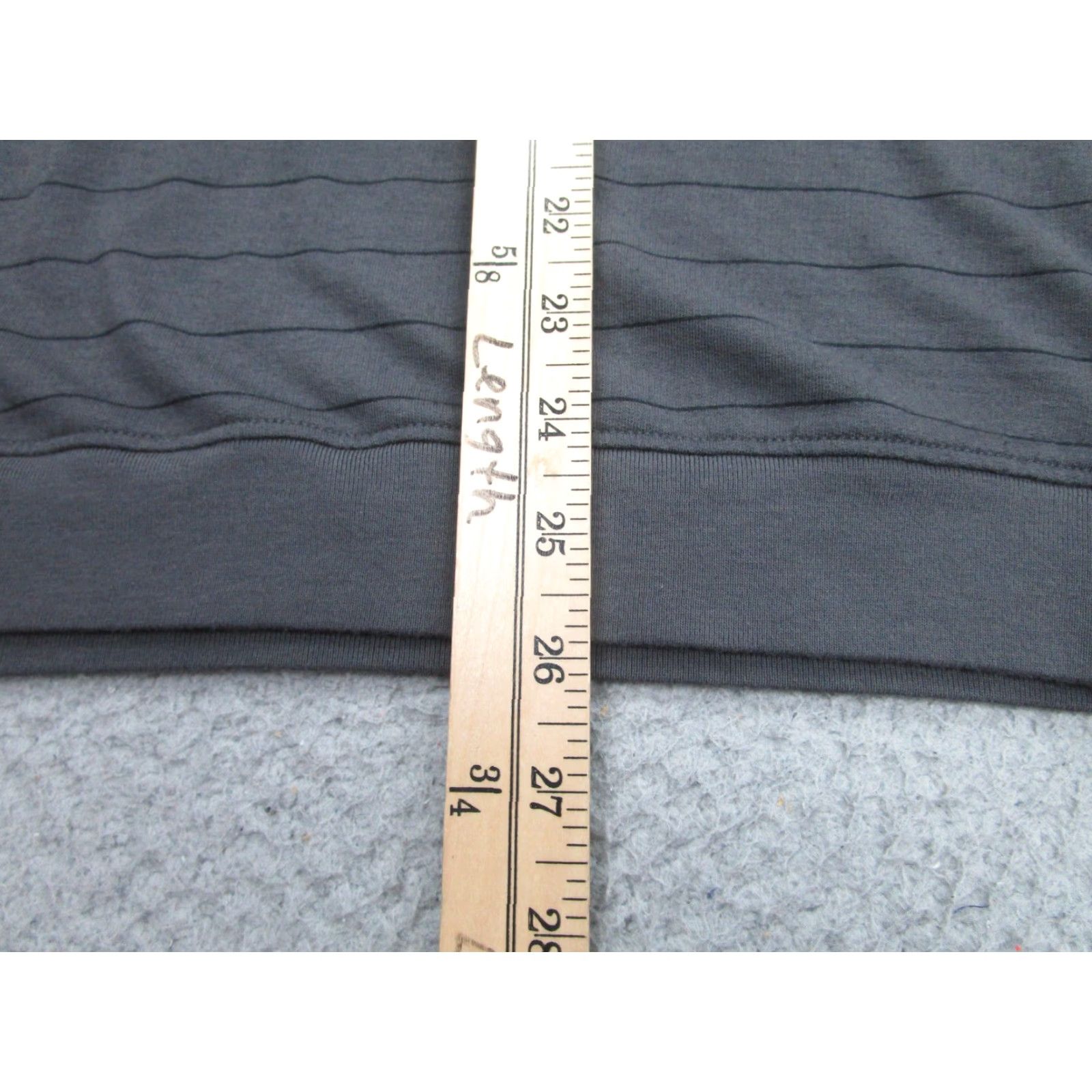 TravisMathew Travis Mathew Sweater Mens Medium Gray Striped Crewneck Pullover Crest Logo Peru Size US M / EU 48-50 / 2 - 7 Thumbnail