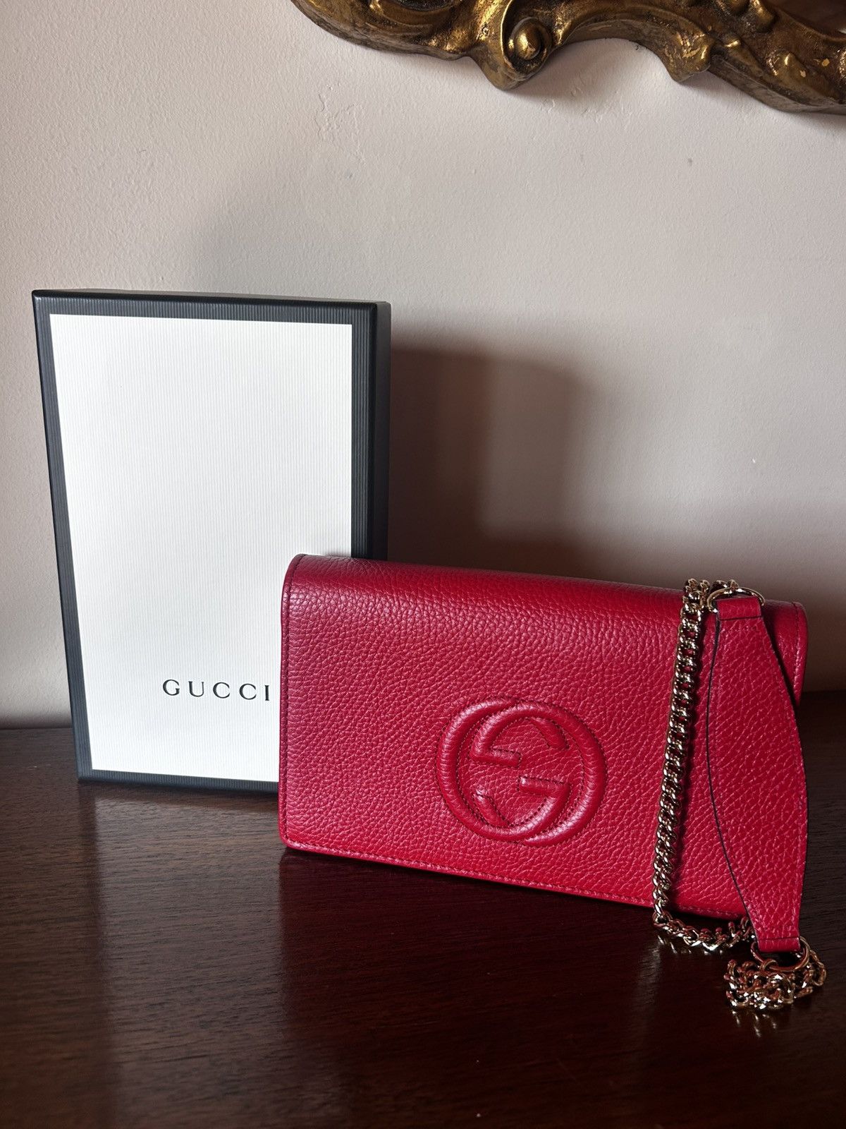 Gucci Soho Leather Crossbody Bag in Red, Women's