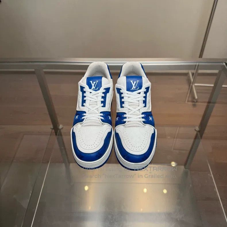 Louis Vuitton Louis Vuitton Trainer White and Blue Embossed Full Print s Size US 8 / EU 41 - 2 Thumbnail