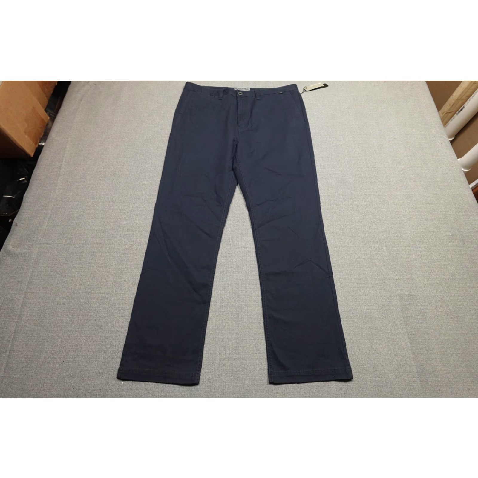 TravisMathew VINTAGE? No. Size US 38 / EU 54 - 4 Thumbnail