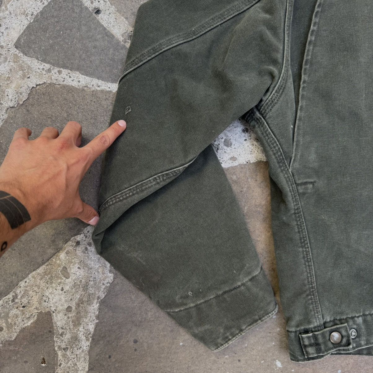 Carhartt 📦 SOLD 📦 CARHARTT DETROIT JACKET J97 MOS 00’s Big Logo Size US L / EU 52-54 / 3 - 10 Thumbnail