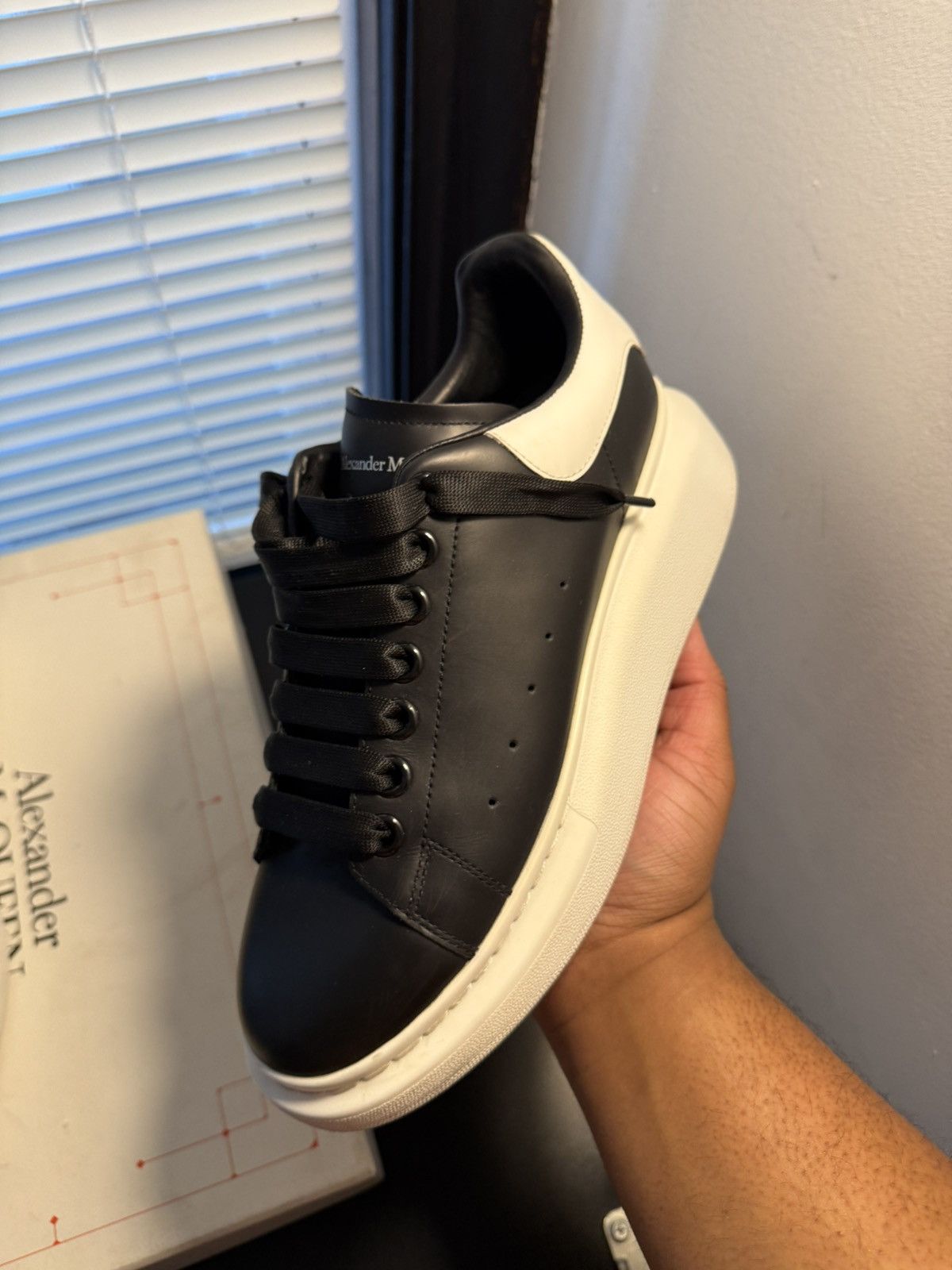 Alexander McQueen Alexander Mcqueen Black Sneakers Size 7 US / 40 EU Size US 7 / EU 40 - 5 Thumbnail