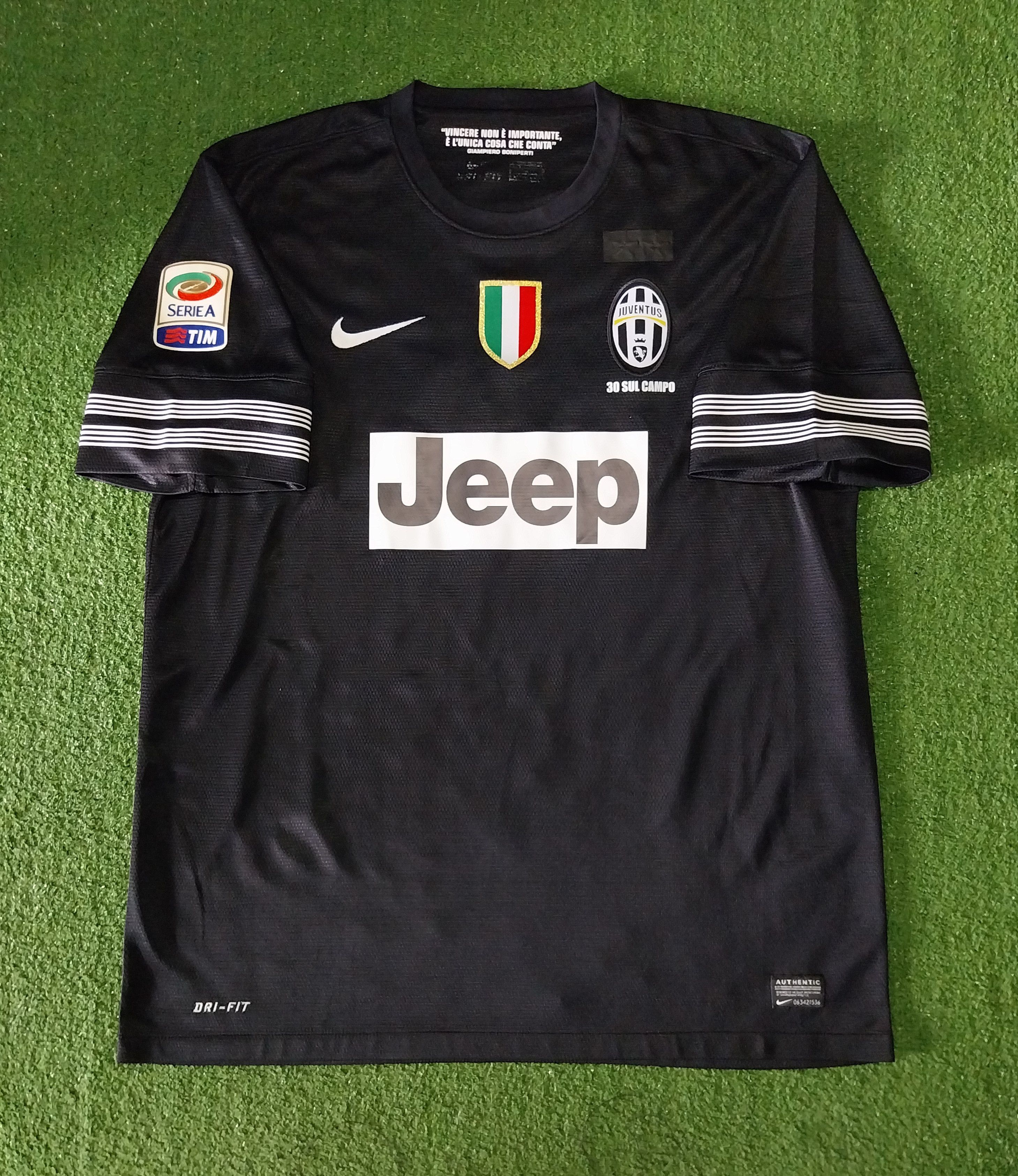 Nike Juventus away 2012/2013 andrea pirlo jersey football Size US L / EU 52-54 / 3 - 1 Thumbnail