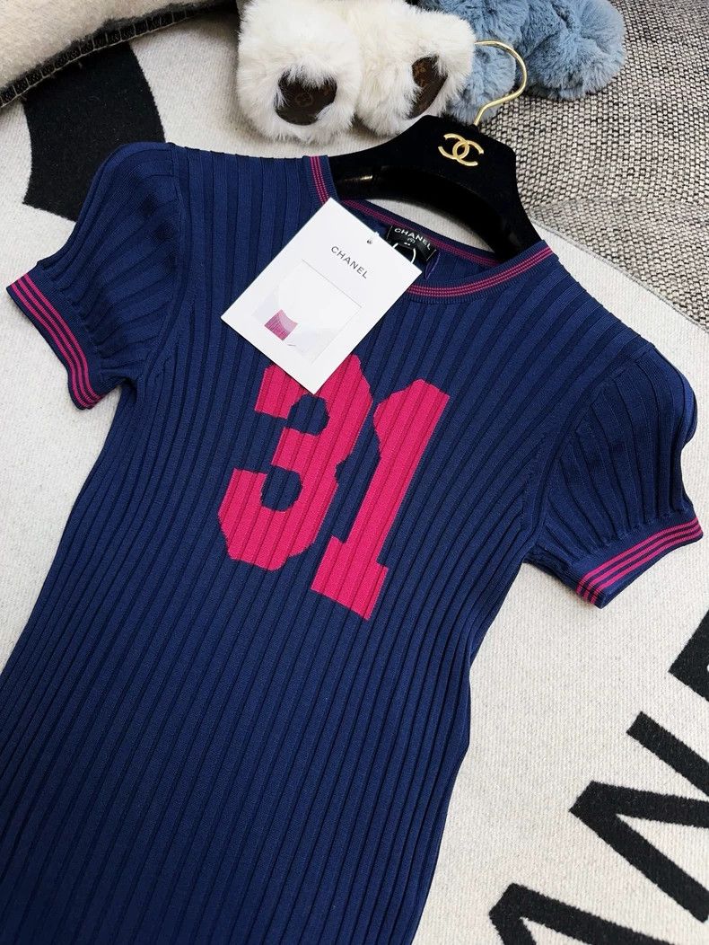 Chanel Chanel Dark blue red border No. 31 number double C knitwea Size XS / US 0-2 / IT 36-38 - 3 Thumbnail