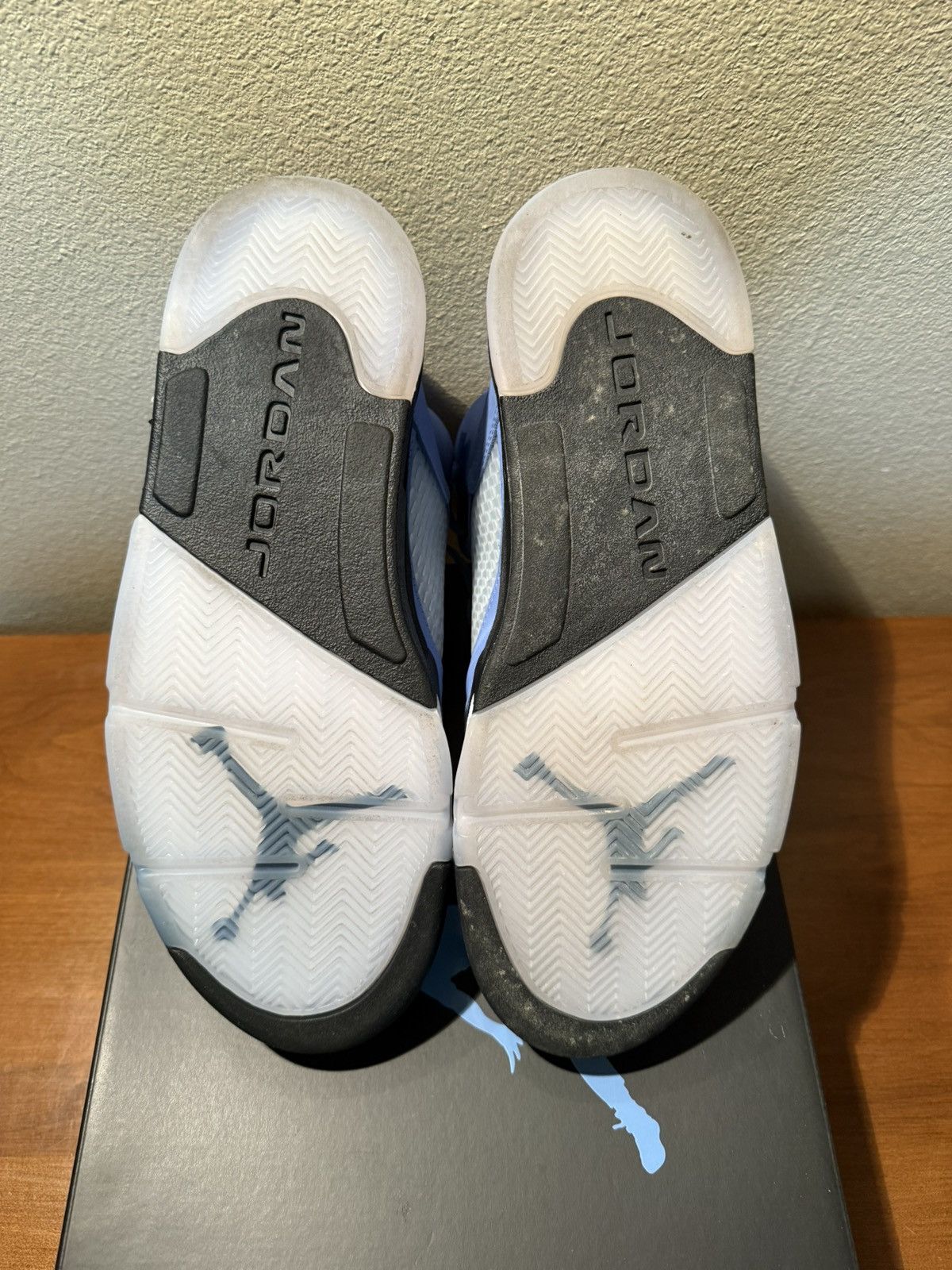 Jordan Brand × Nike Jordan 5 UNC Size US 12 / EU 45 - 6 Thumbnail