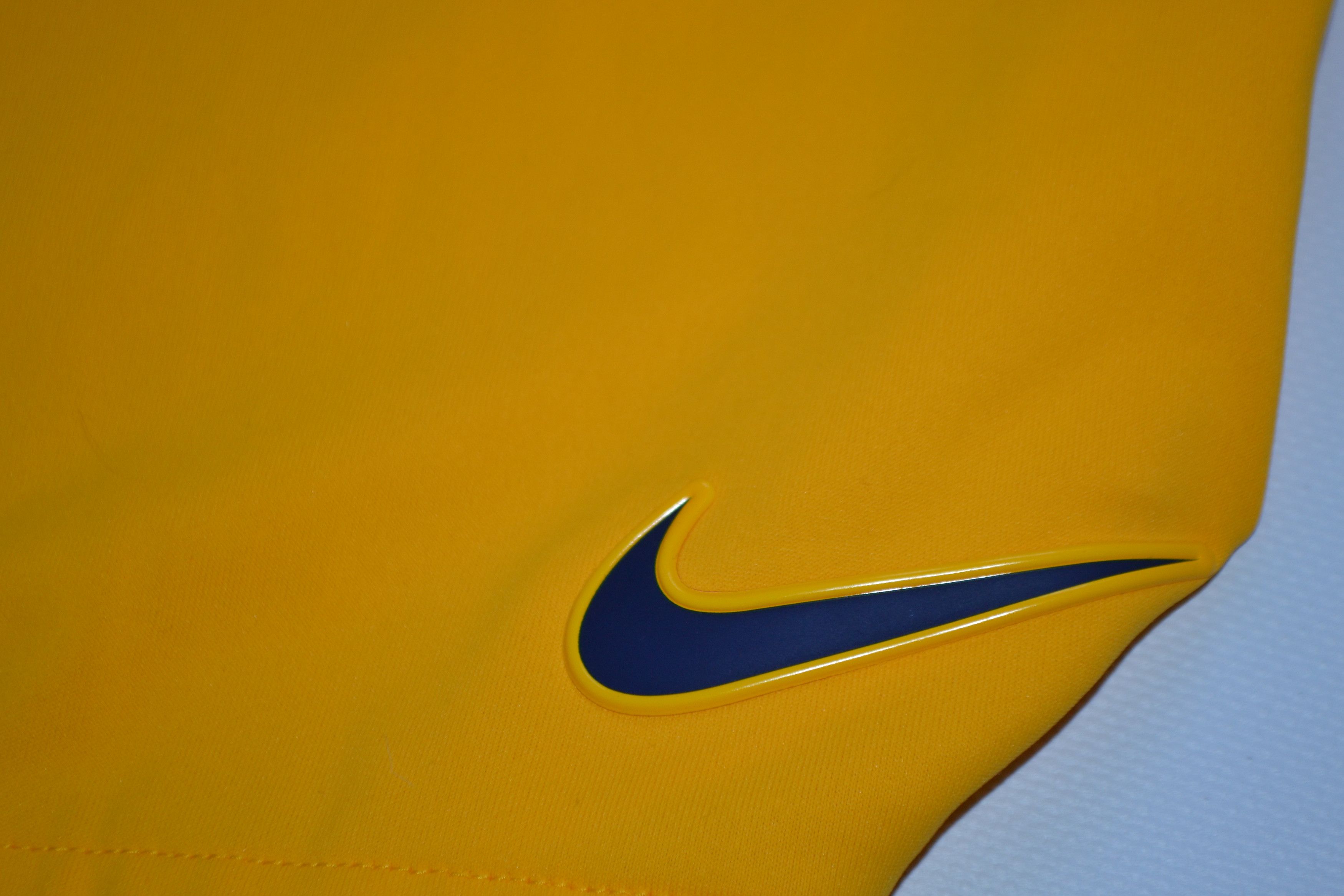 Nike Tottenham Hotspur Goalkeeper Shorts 2019 Vaporknit Authentic Size US 36 / EU 52 - 8 Thumbnail