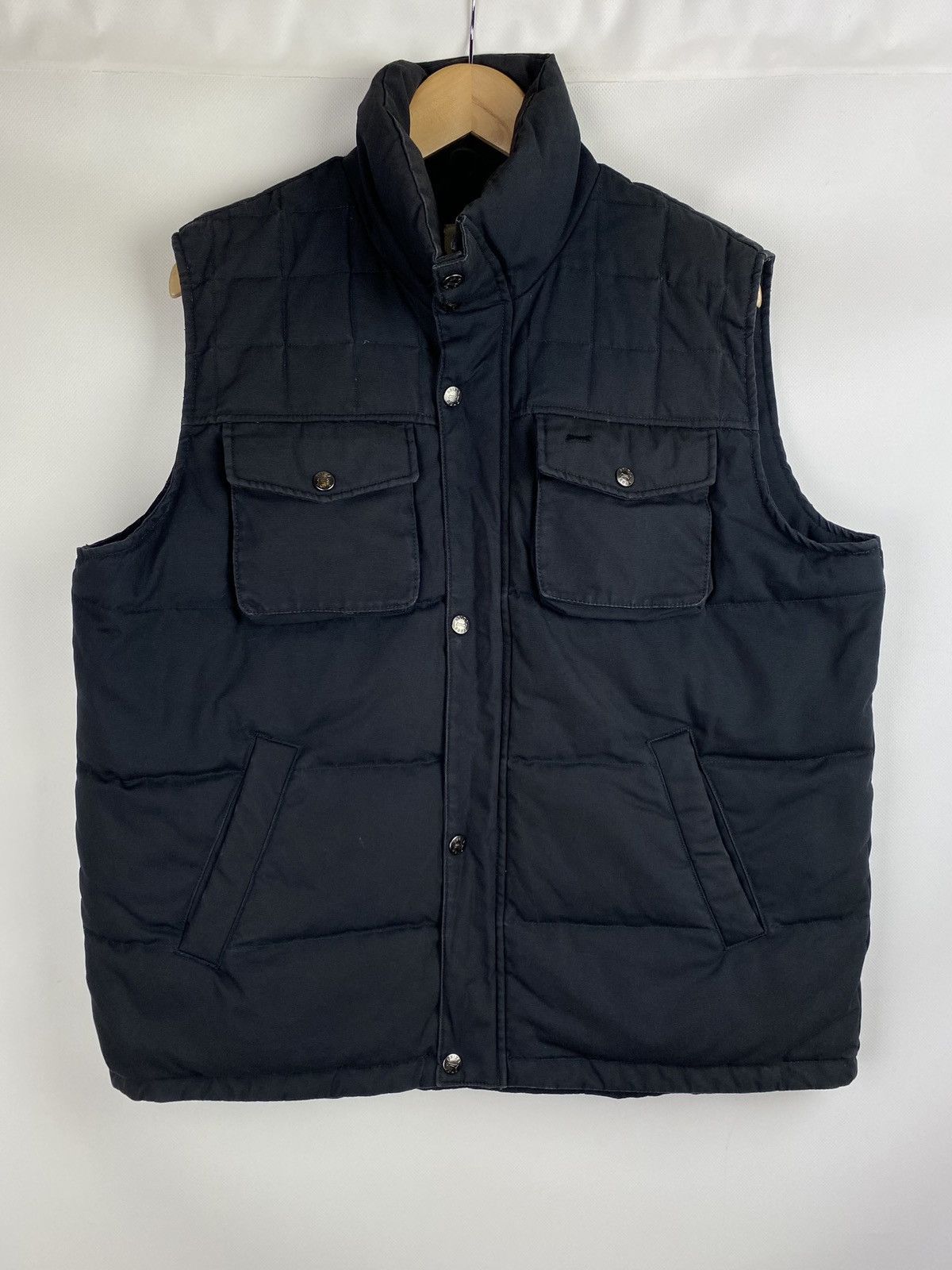 image of Barbour Driza Bone Men’S Down Vest Waistcoat Size L in Black, Men's