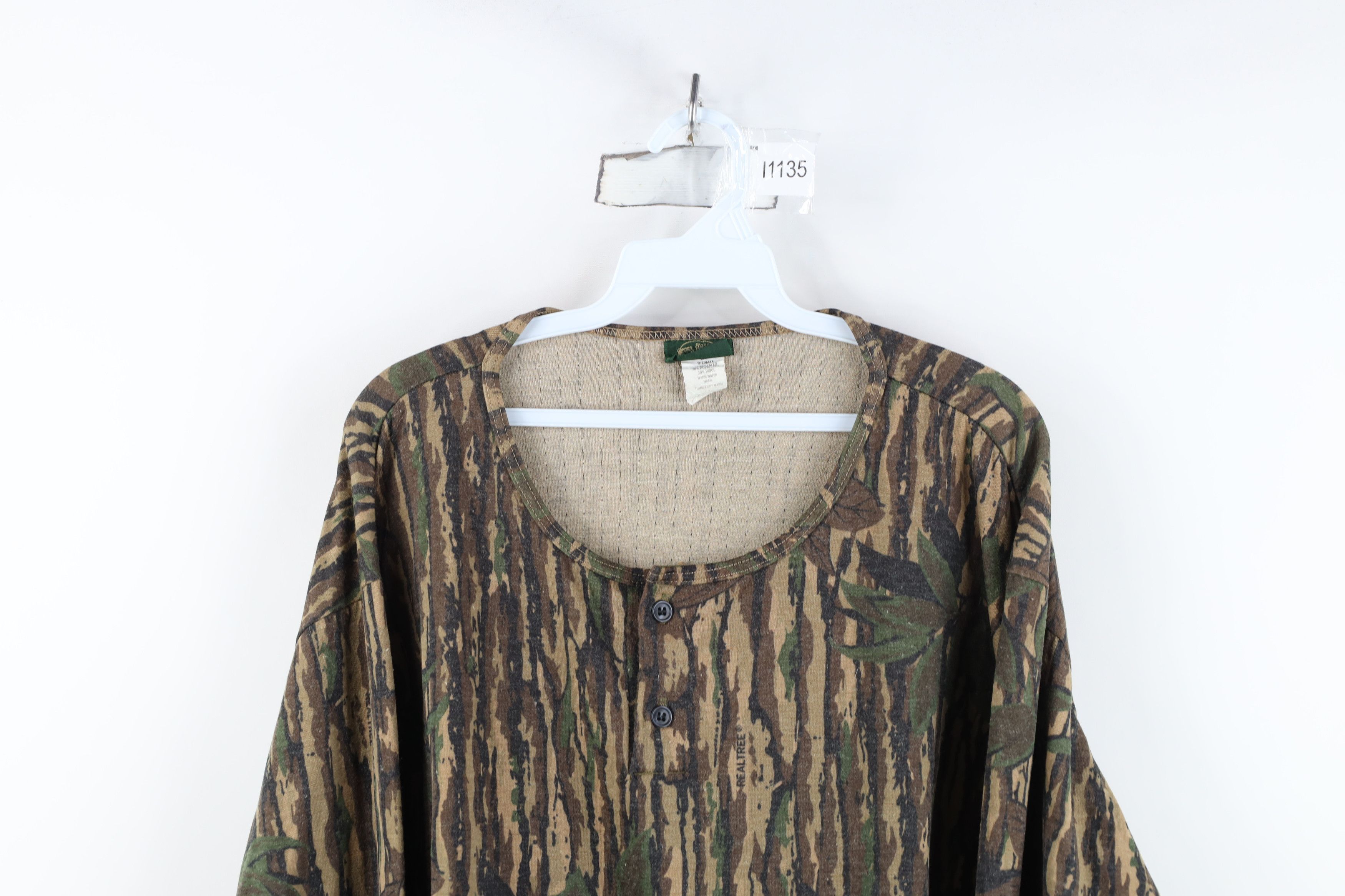 Vintage Vintage 90s Streetwear Knit Camouflage Henley T-Shirt US Size US XXL / EU 58 / 5 - 2 Thumbnail