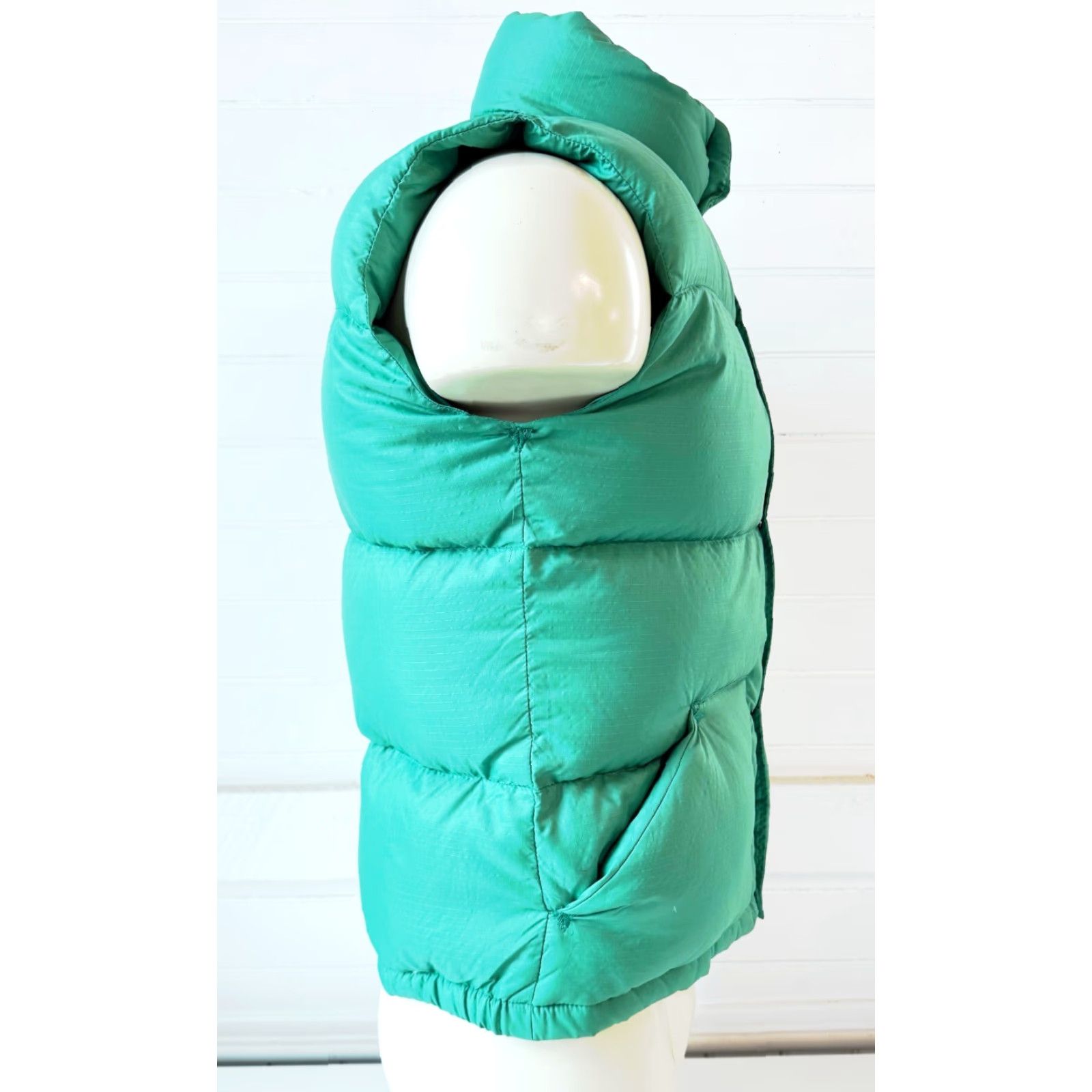 The North Face VINTAGE The North Face Puffer Vest Down 70s 80s Mens Small Green Brown Label Green Size US S / EU 44-46 / 1 - 4 Thumbnail