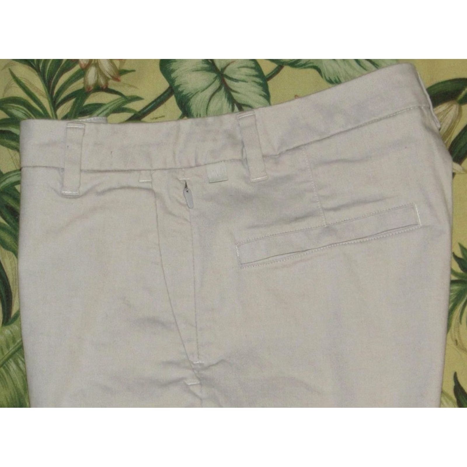 Lululemon LULULEMON White 9" Classic Commission Oxford Shorts 31 Mens Size US 31 - 2 Thumbnail