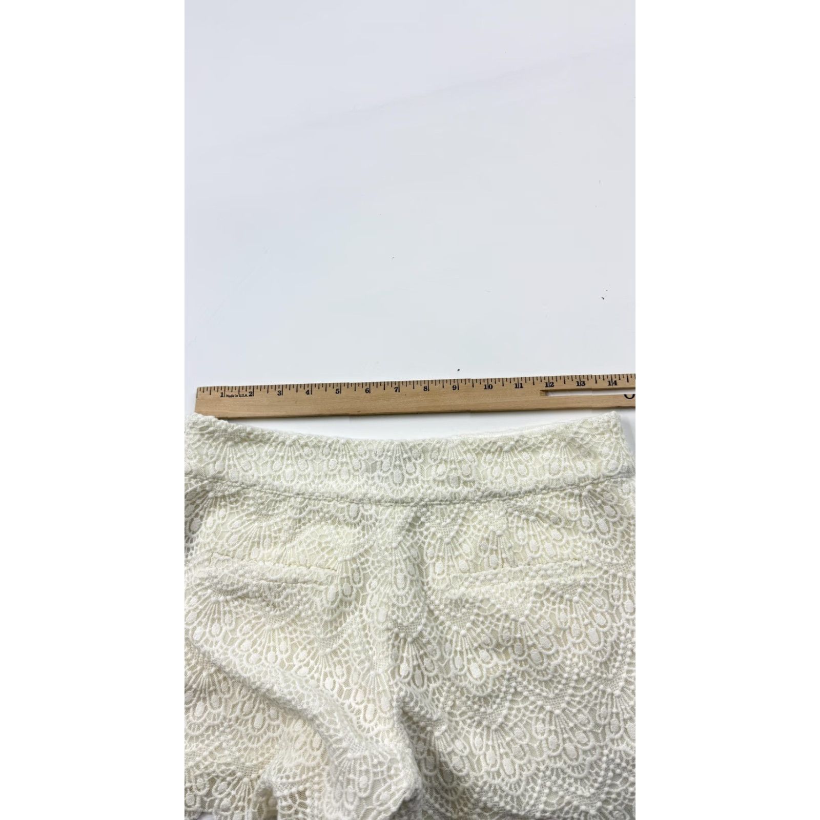 Vintage Elevenses Womens Shorts White Lace Crochet Scallop Hem Lined 2 Dressy Summer Regular Mens? Size 26" / US 2 / IT 38 - 6 Thumbnail
