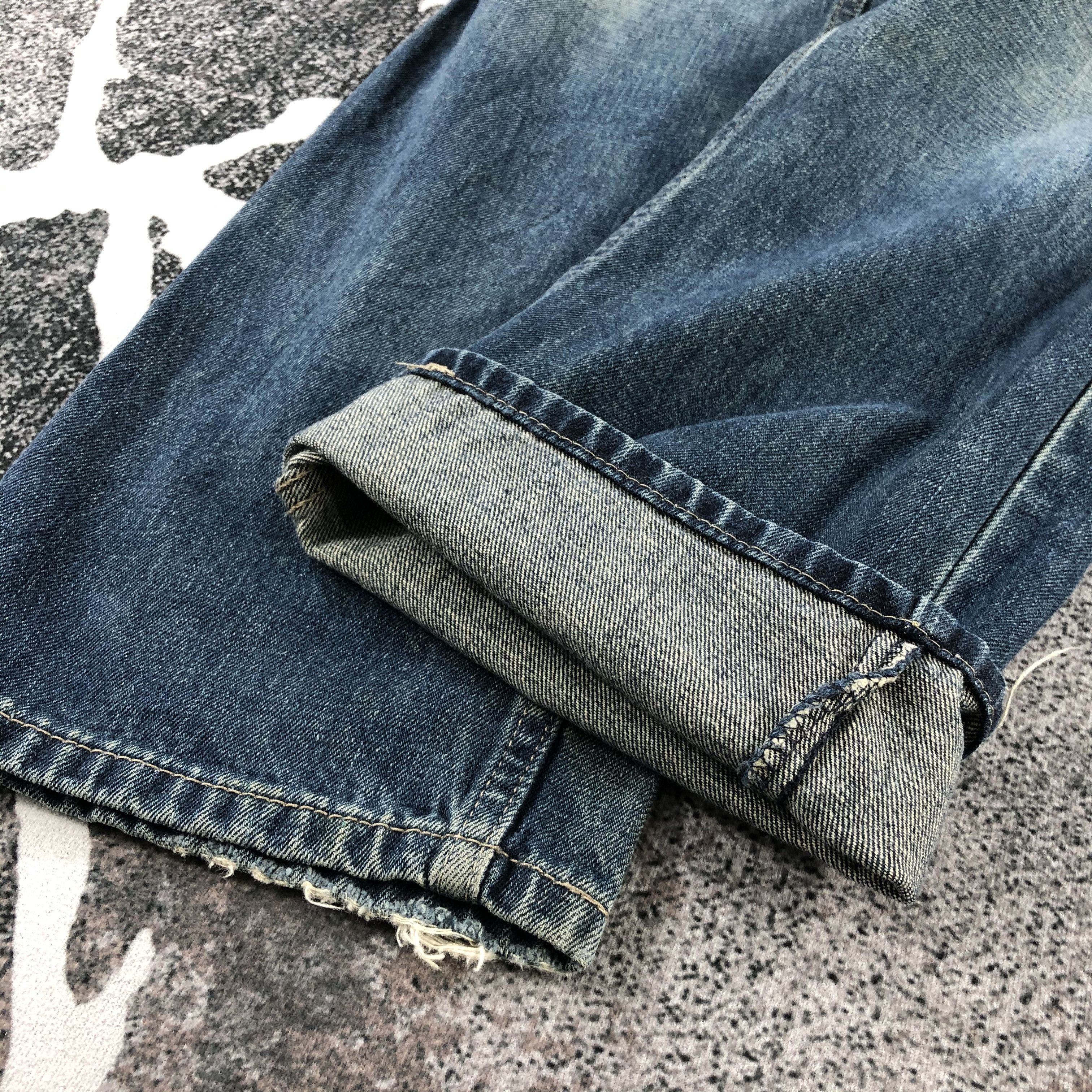 Levi's Vintage Levi's 514 Jeans Faded Blue Denim KJ1016 Size US 31 - 7 Thumbnail