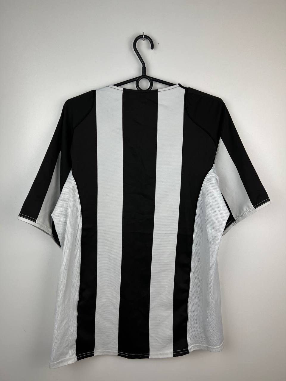 Nike Juventus Nike Jersey 2005 2004 t-shirts size M Size US M / EU 48-50 / 2 - 2 Thumbnail