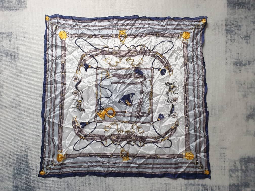 Japanese Brand Unnamed baroque style white colour scarves Size ONE SIZE - 1 Thumbnail