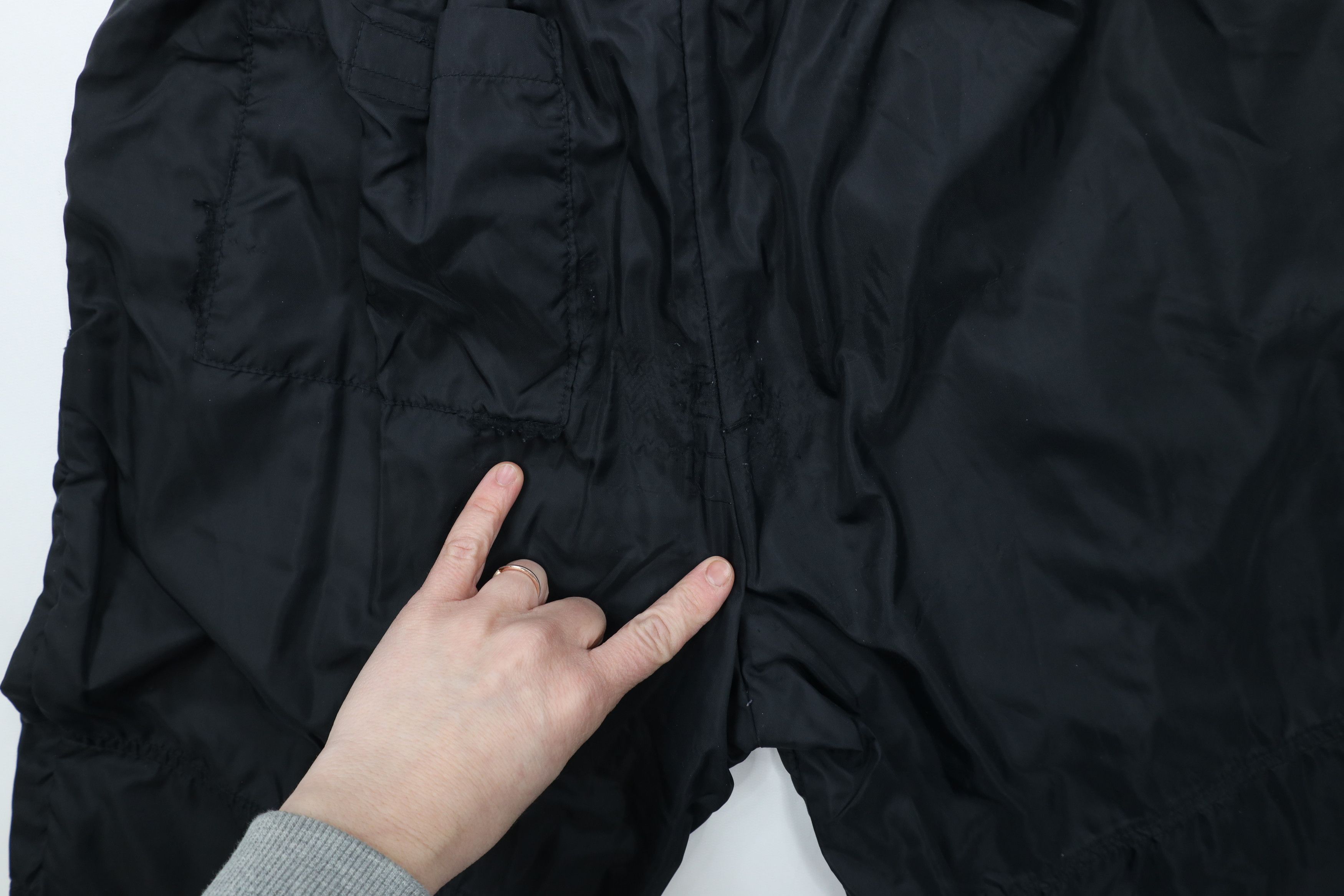 Vintage Vintage 80s 90s Streetwear Windbreaker Jogger Pants USA Size US 34 / EU 50 - 14 Thumbnail