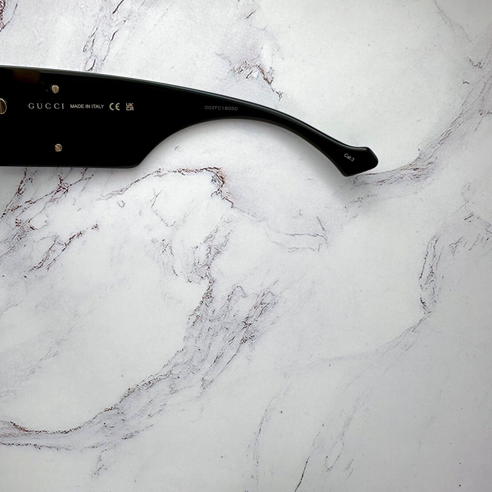 Gucci Sunglasses New Black Gold GG Logo Generation