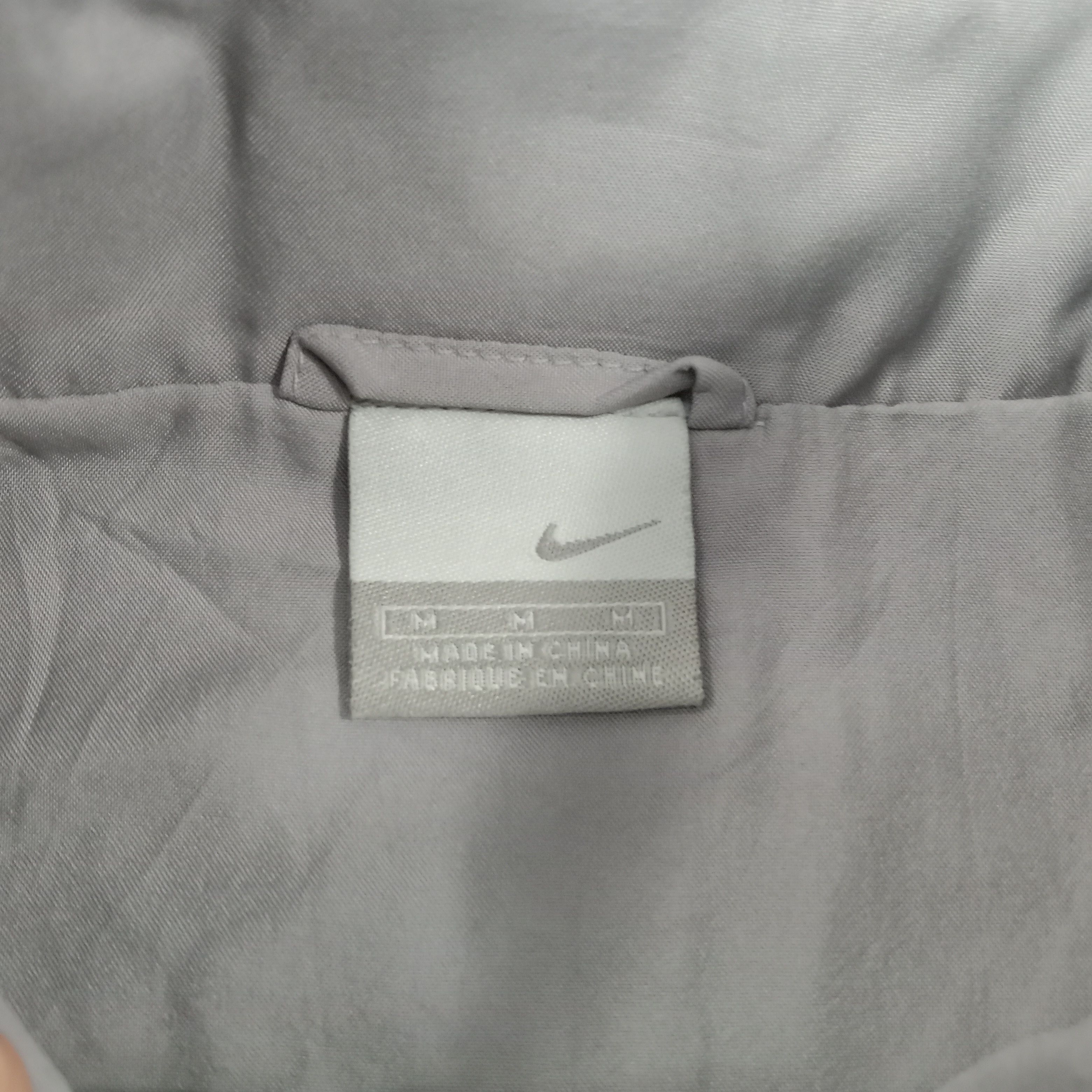 Nike Sport Style Windbreaker Jacket C246N11