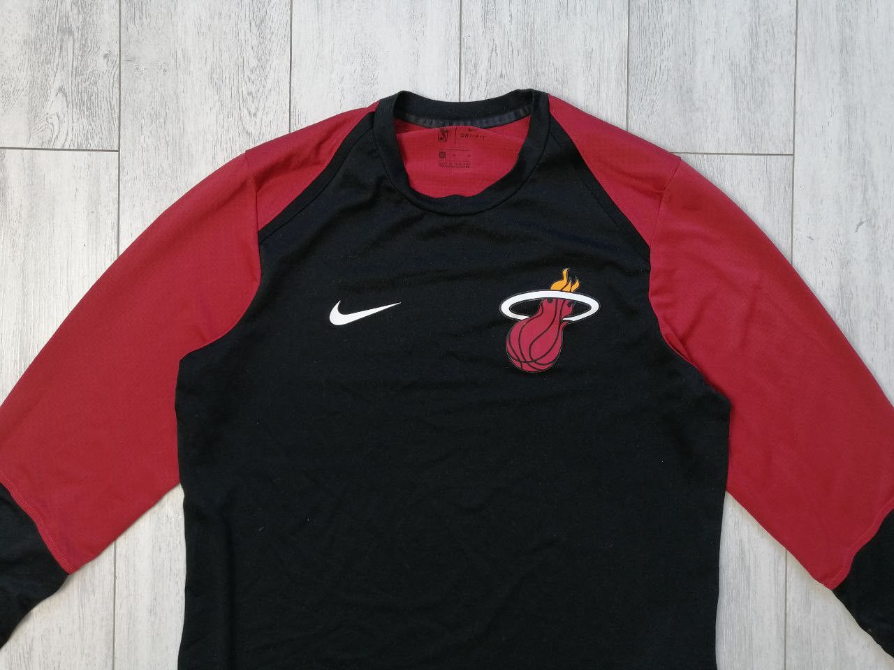 NBA × Nike Nike NBA Youth Boys Miami Heat Dry Top Long Sleeve Tee Size US M / EU 48-50 / 2 - 3 Thumbnail