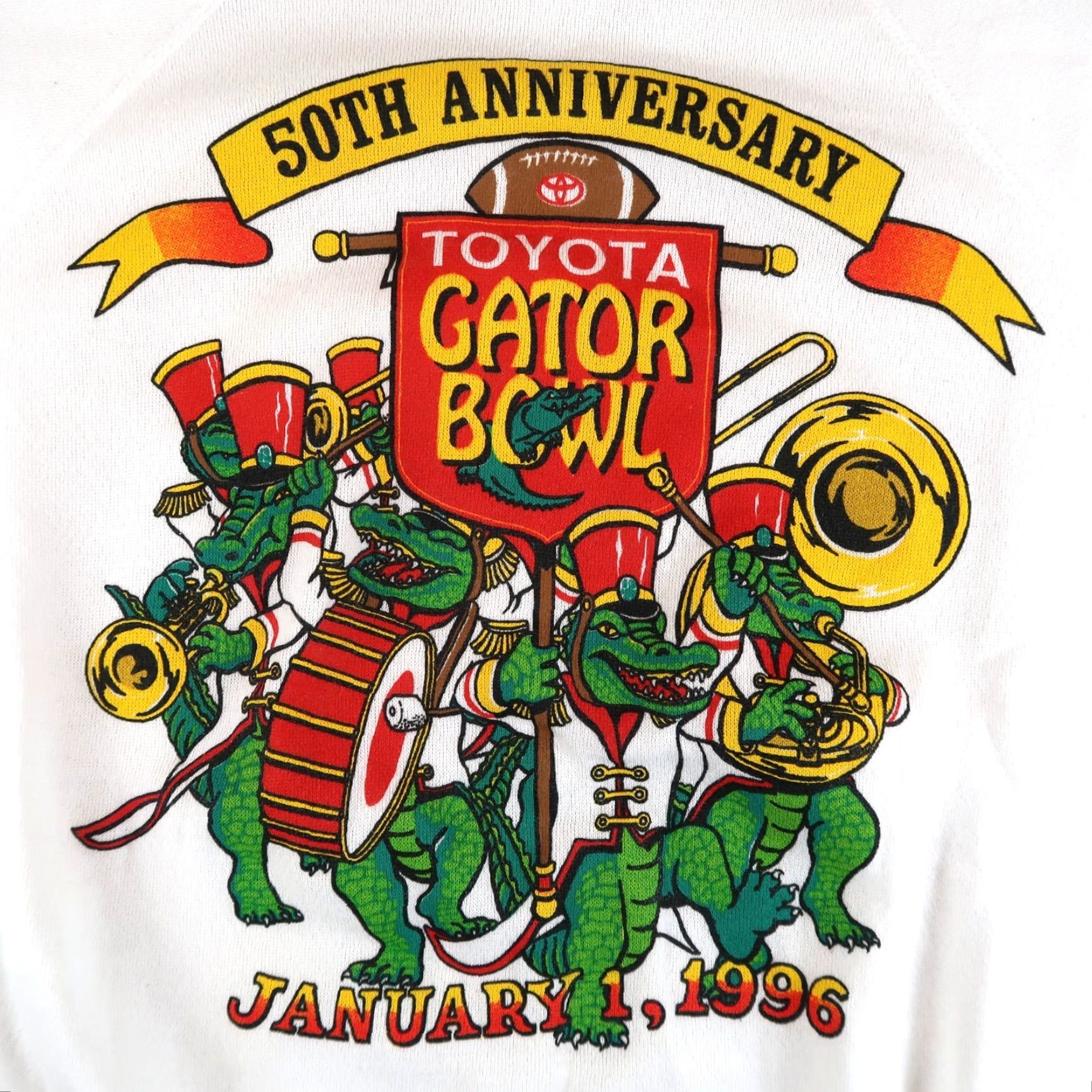 Vintage VINTAGE 90s Men's Sweatshirt Crew Neck 1996 Toyota Gator Bowl 50th Anniversary XL White Graphic Print USA Made Size US XL / EU 56 / 4 - 3 Thumbnail