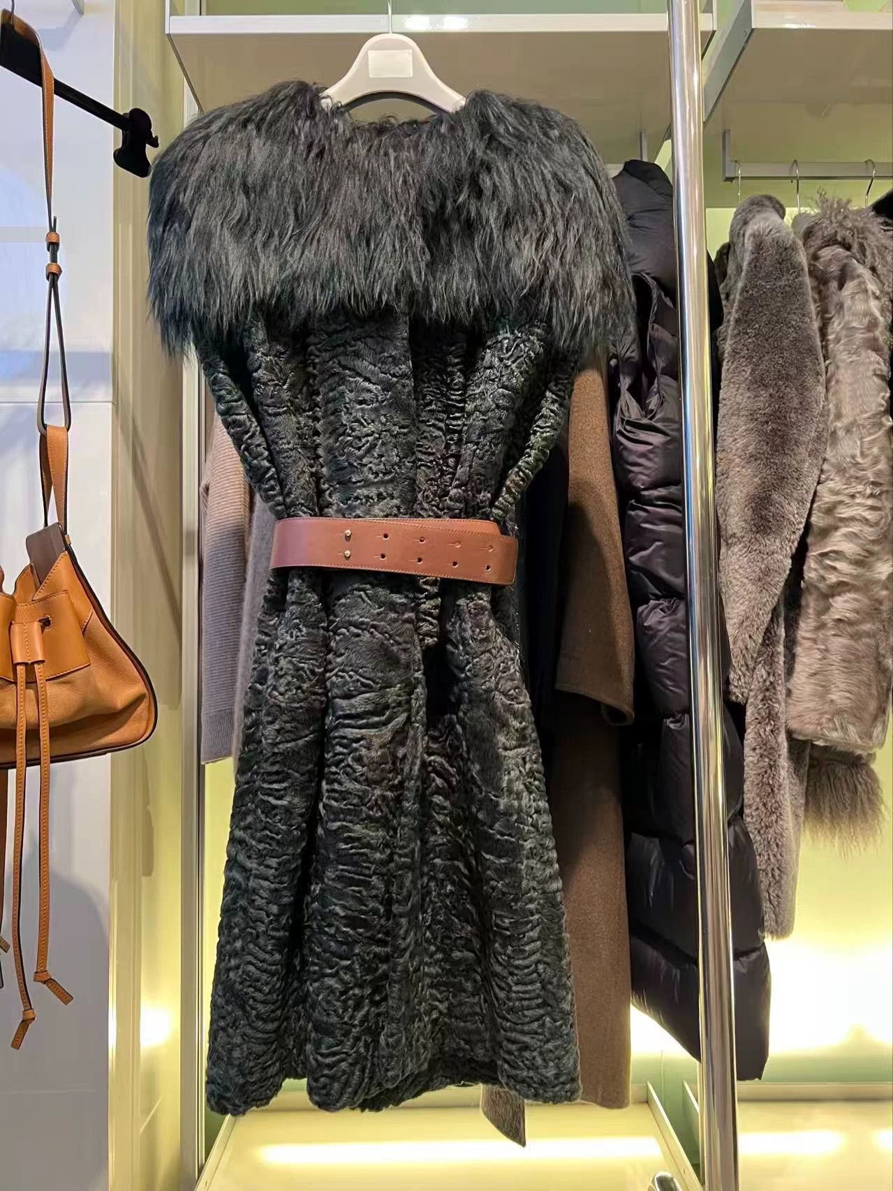 Marni Marni Belted Fur Coat Women's Size 36 New Size XS / US 0-2 / IT 36-38 - 2 Thumbnail