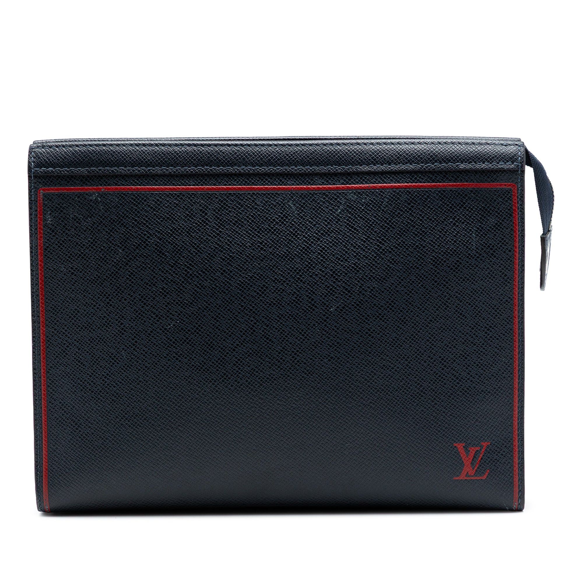 Louis Vuitton Taiga Pochette Voyage MM Size ONE SIZE - 1 Thumbnail