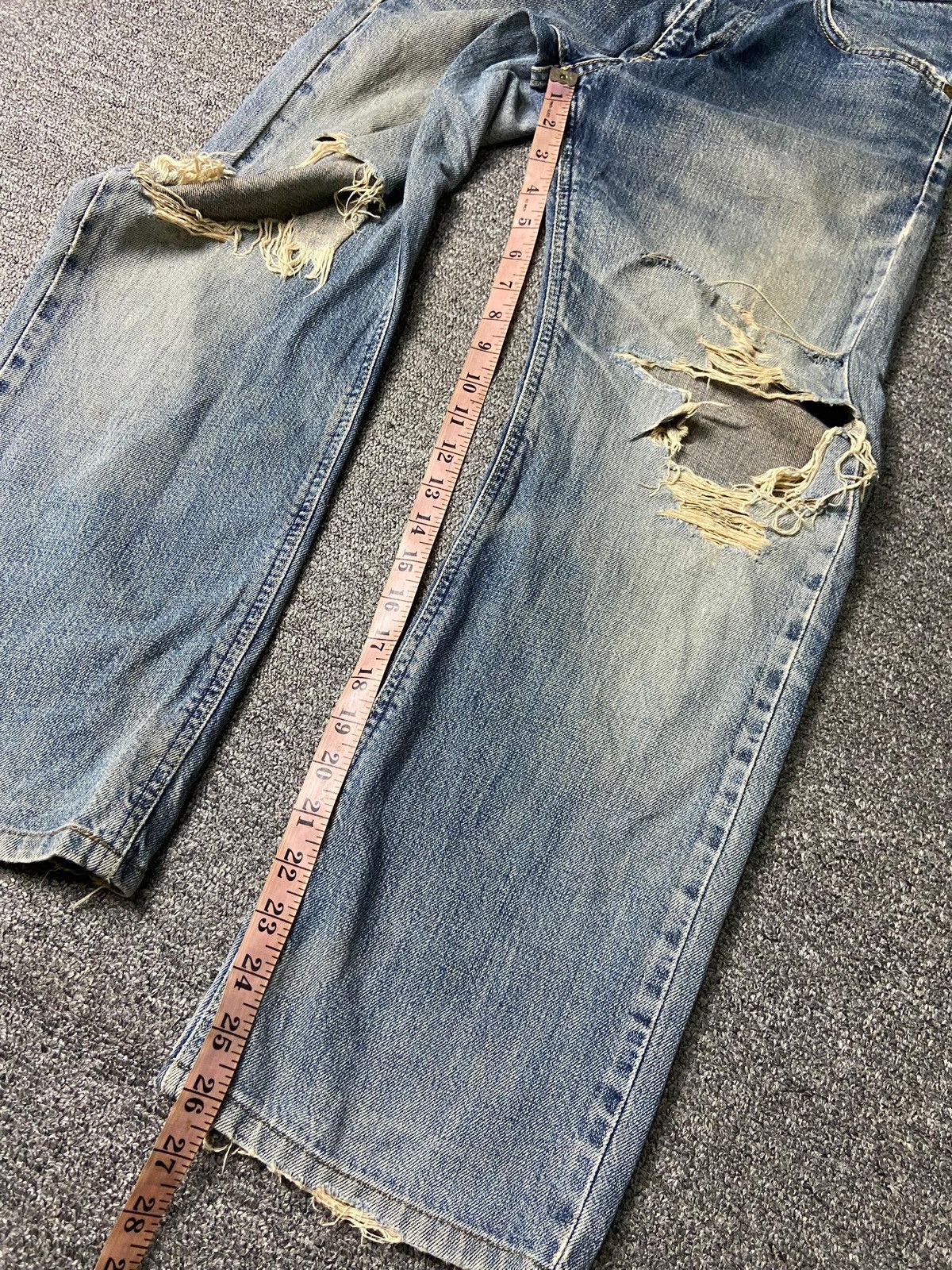 Japanese Brand × Lee × Vintage Vintage LEE RIDERS Distressed Denim Ripped Jeans (131) Size US 28 / EU 44 - 6 Thumbnail