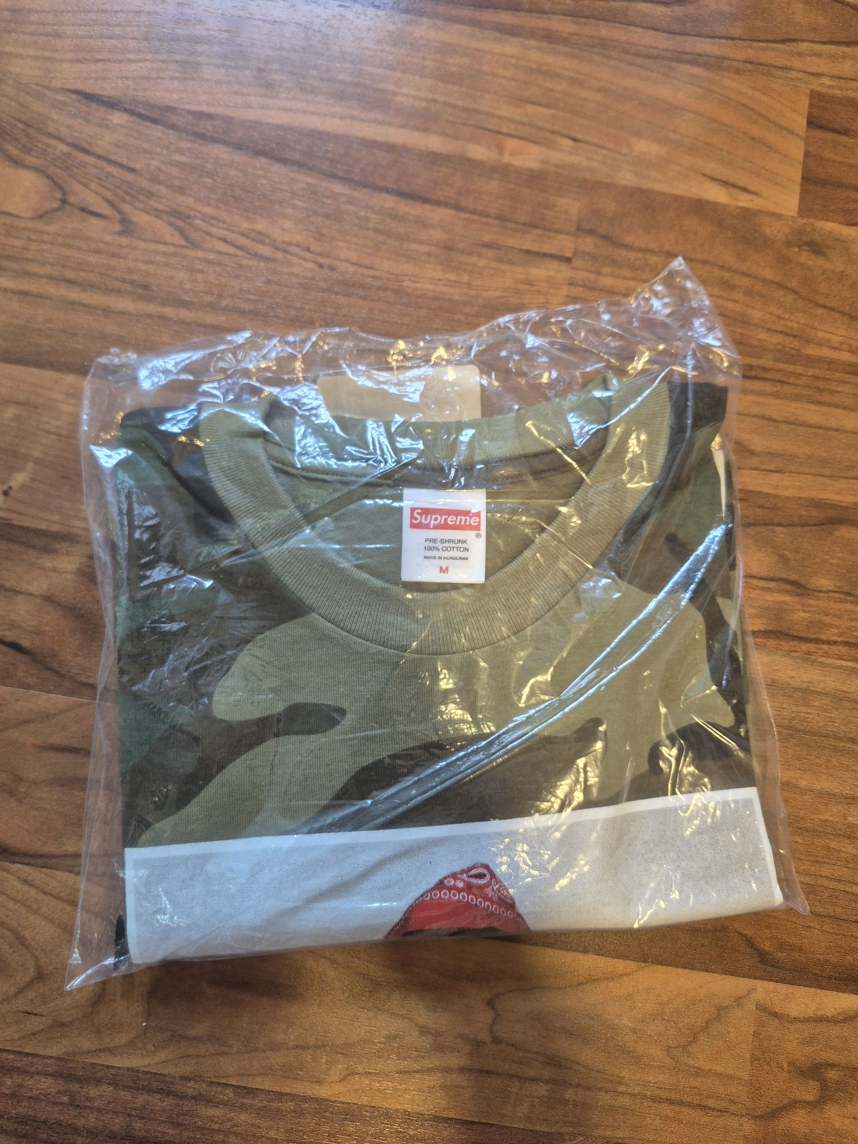 Supreme Supreme playboi carti photo tee camo Size US M / EU 48-50 / 2 - 1 Thumbnail