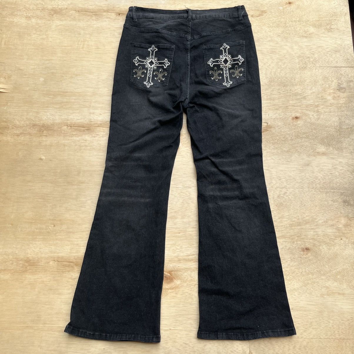 Tornado Mart ROMWE STRETCH DENIM BLACK WASHED FLARE VINTAGE PANTS Size US 32 / EU 48 - 1 Thumbnail