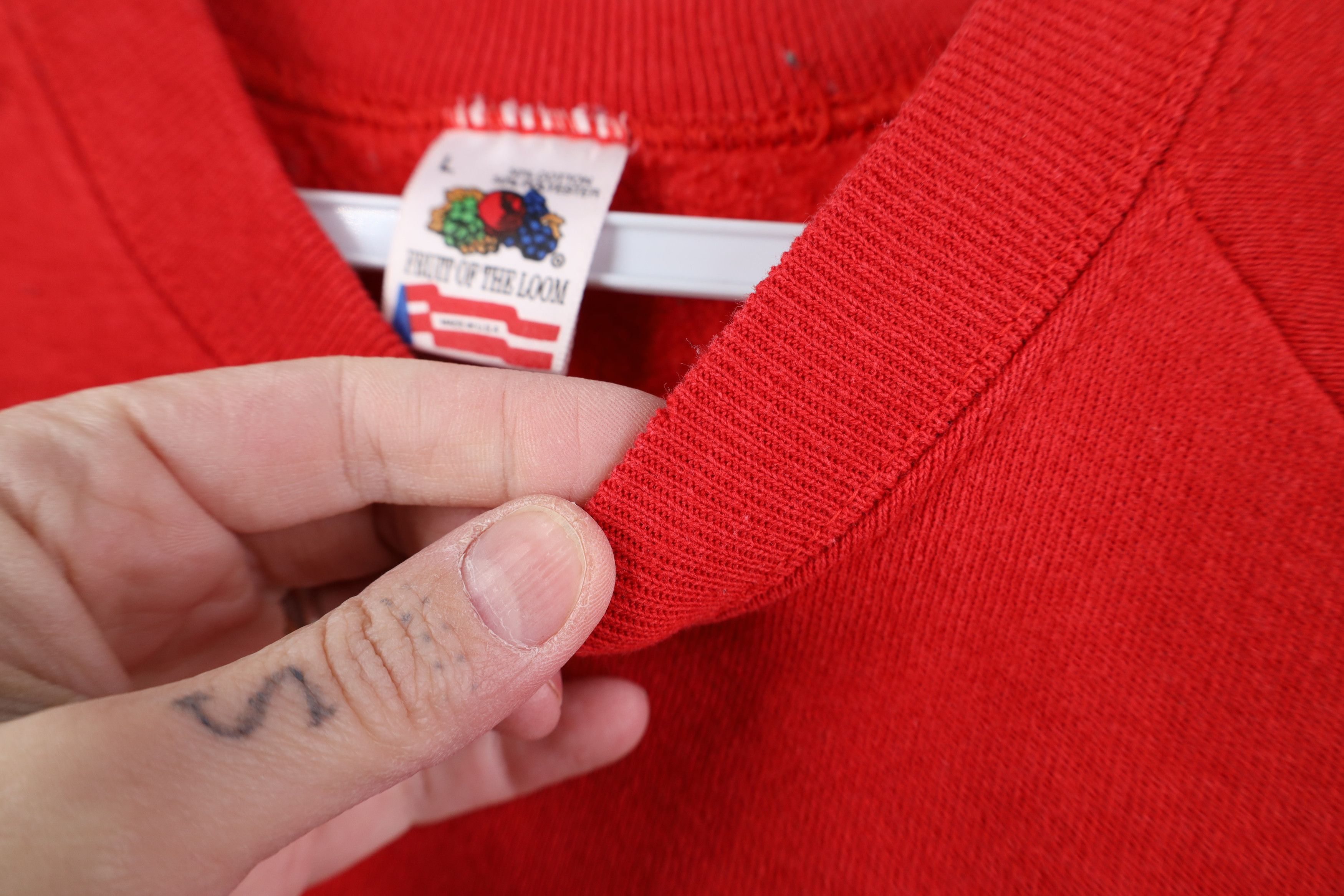 Vintage Vintage 90s Doves Birds Wreath Christmas Sweatshirt USA Size L / US 10 / IT 46 - 10 Thumbnail
