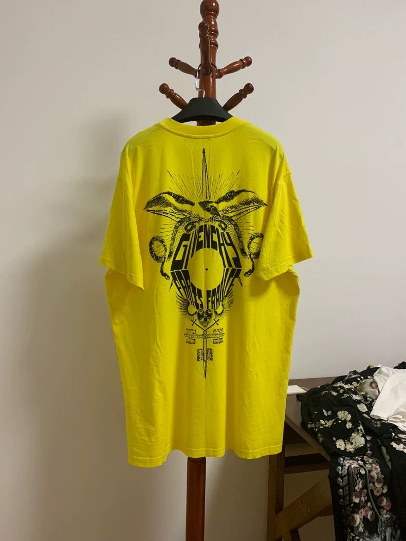 Givenchy GVC back large print short-sleeve