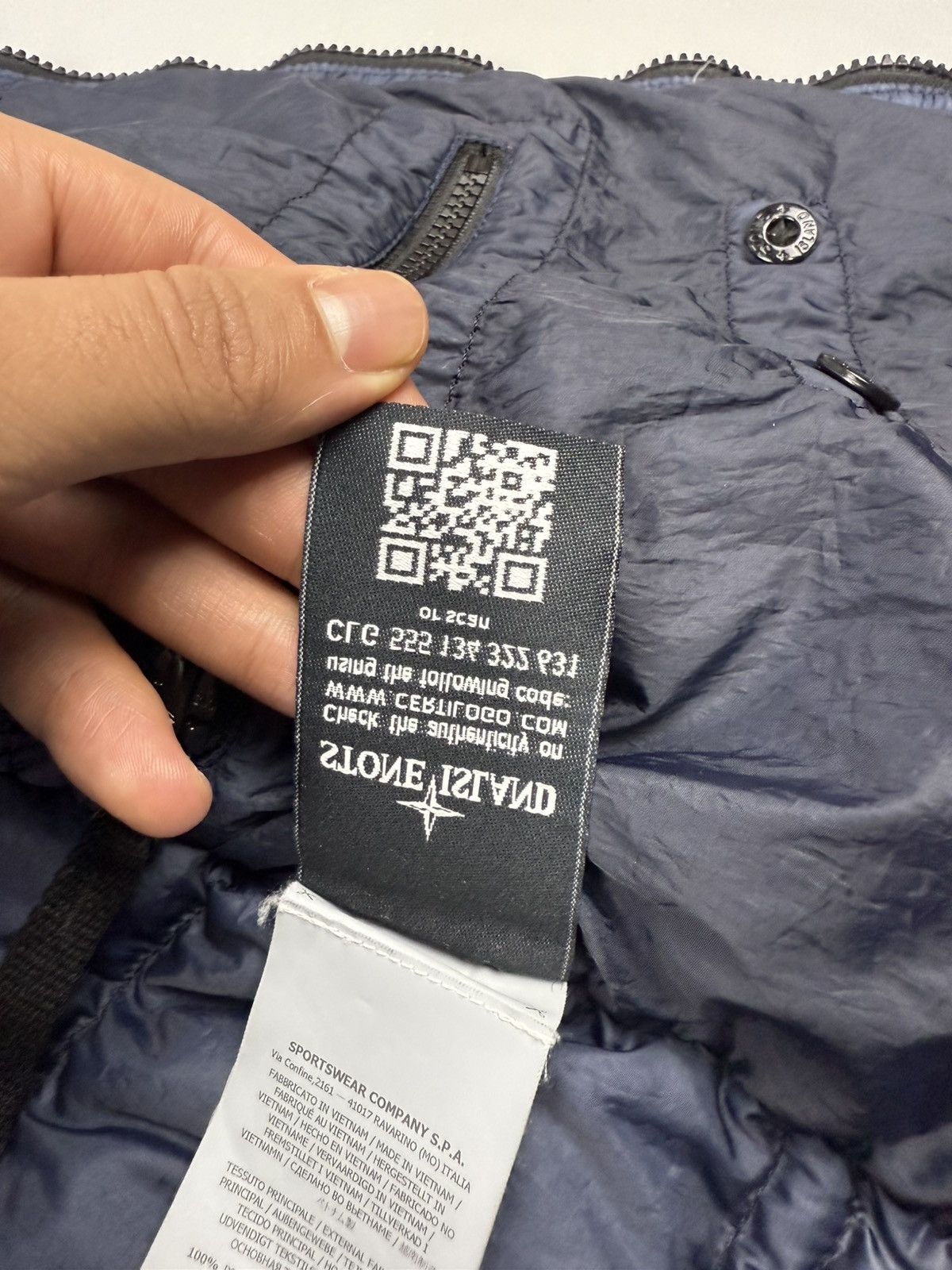 Stone Island Stone island vest navy blue puffer size M/S mens Size US M / EU 48-50 / 2 - 13 Thumbnail
