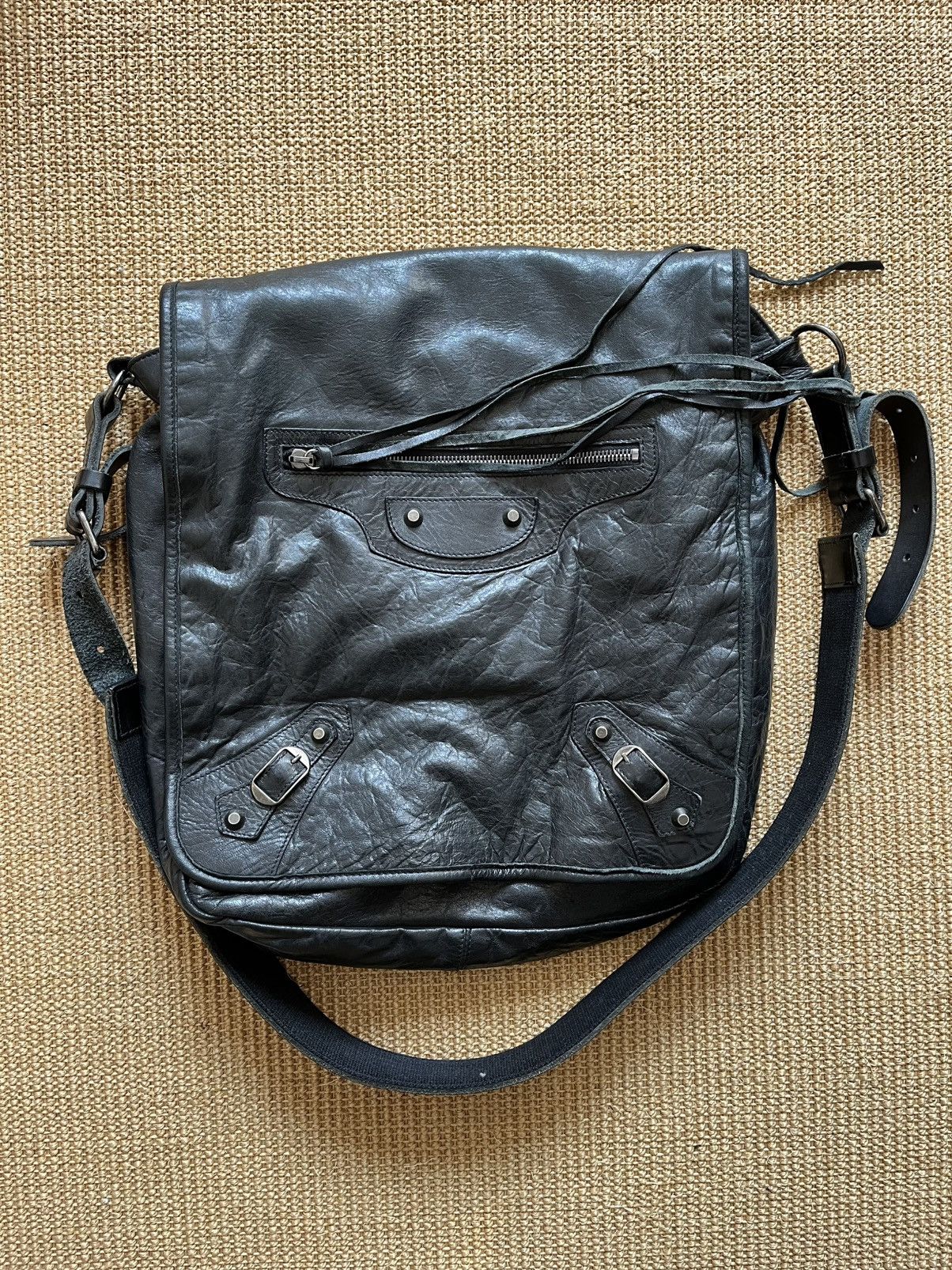 Balenciaga Balenciaga Messanger Bag Size ONE SIZE - 1 Thumbnail