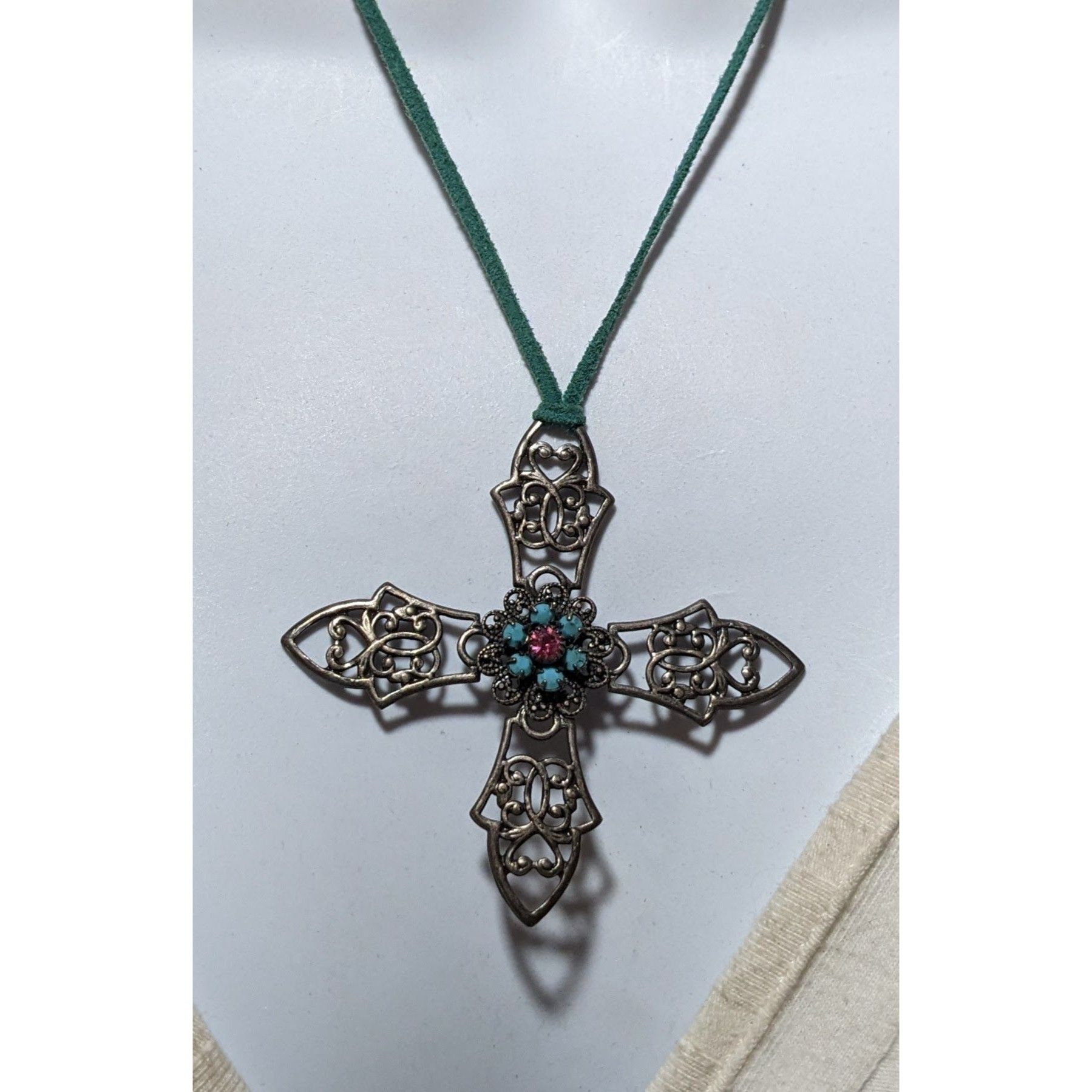 Express Express Retro Celtic Cross Pendant Necklace Size ONE SIZE - 6 Thumbnail