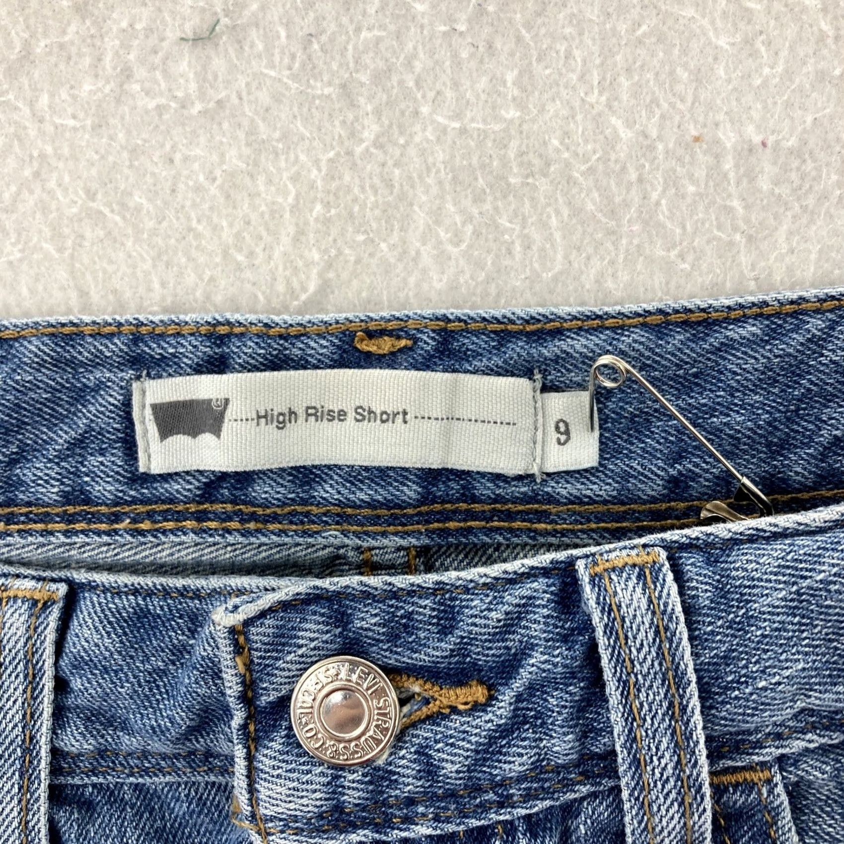 Levi's Levi's Denim High Rise Shortie Shorts 9X2 Jeans 9 Women Blue Vintage: No? Size 30" / US 8 / IT 44 - 6 Thumbnail