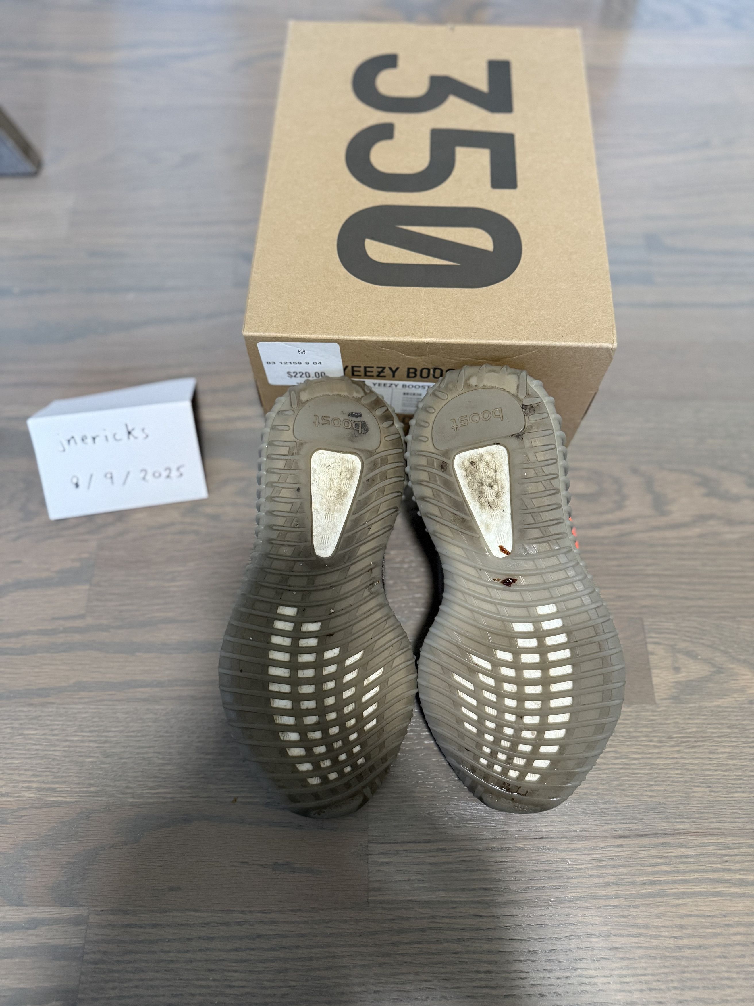 Adidas Yeezy Boost 350 V2 Beluga Size US 5 / EU 37 - 5 Thumbnail