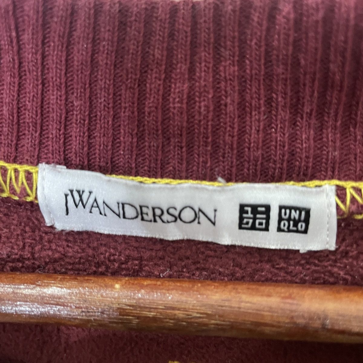 JW Anderson × Uniqlo Vintage J.w Anderson Fleece Crewneck Sweatshirt Size US L / EU 52-54 / 3 - 5 Thumbnail