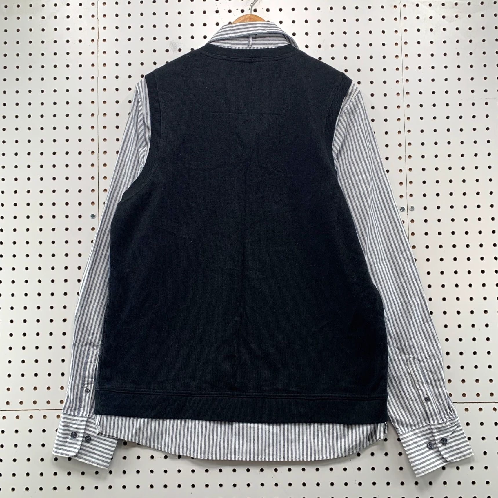 Vintage VINTAGE Blue Guru Argyle Vest Sweater Button Shirt Mens Large Blue School Business Work NWT Size US L / EU 52-54 / 3 - 2 Thumbnail