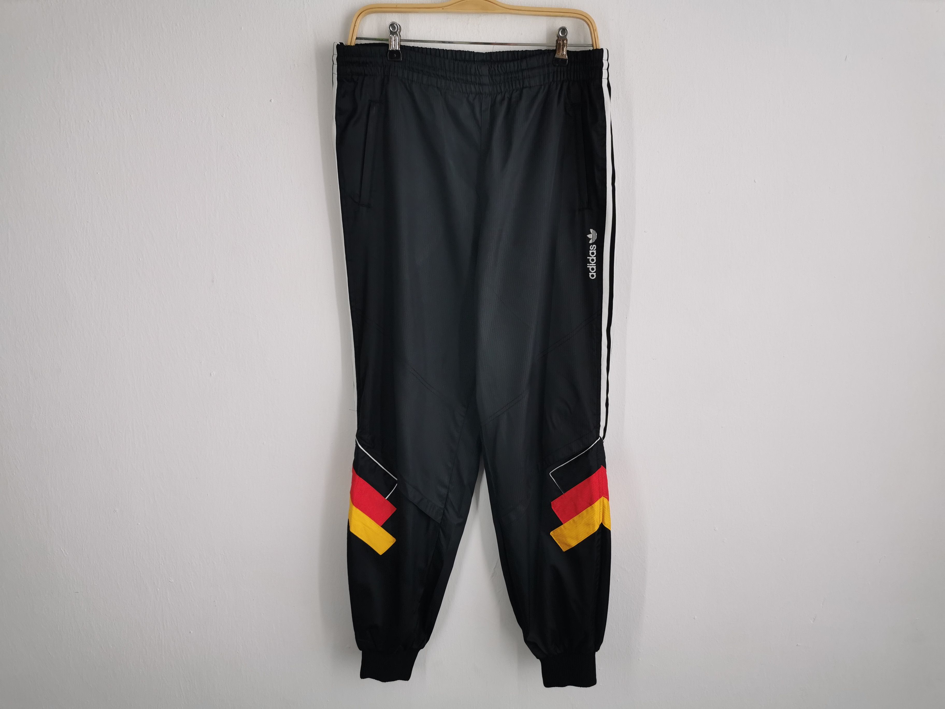 Adidas Vintage Size Jaspo O Adidas Germany Tracksuit Size 34-38 Size US 34 / EU 50 - 2 Thumbnail