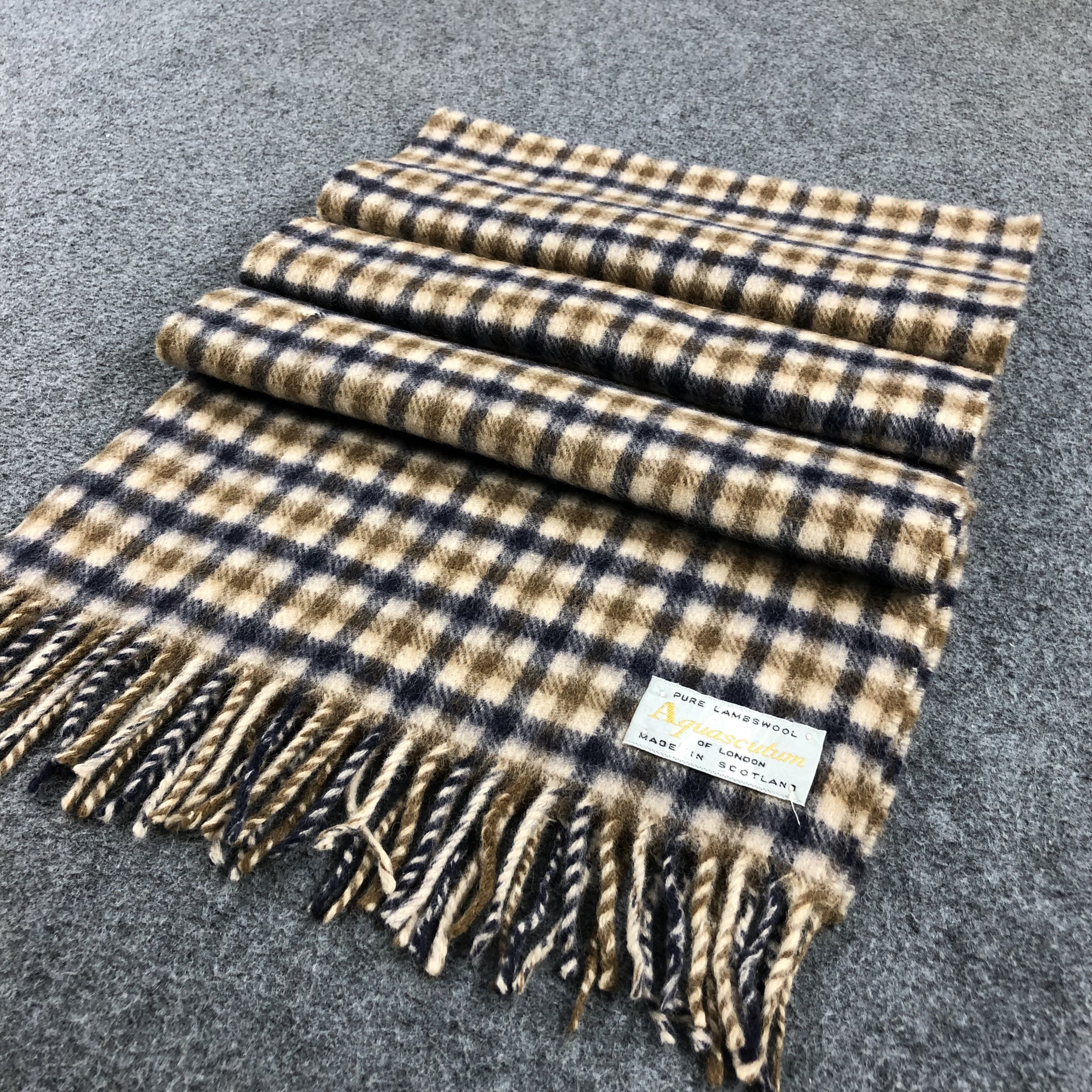 Aquascutum Aquascutum Iconic Gingham Wool Scarf Muffler V813 Size ONE SIZE - 4 Thumbnail
